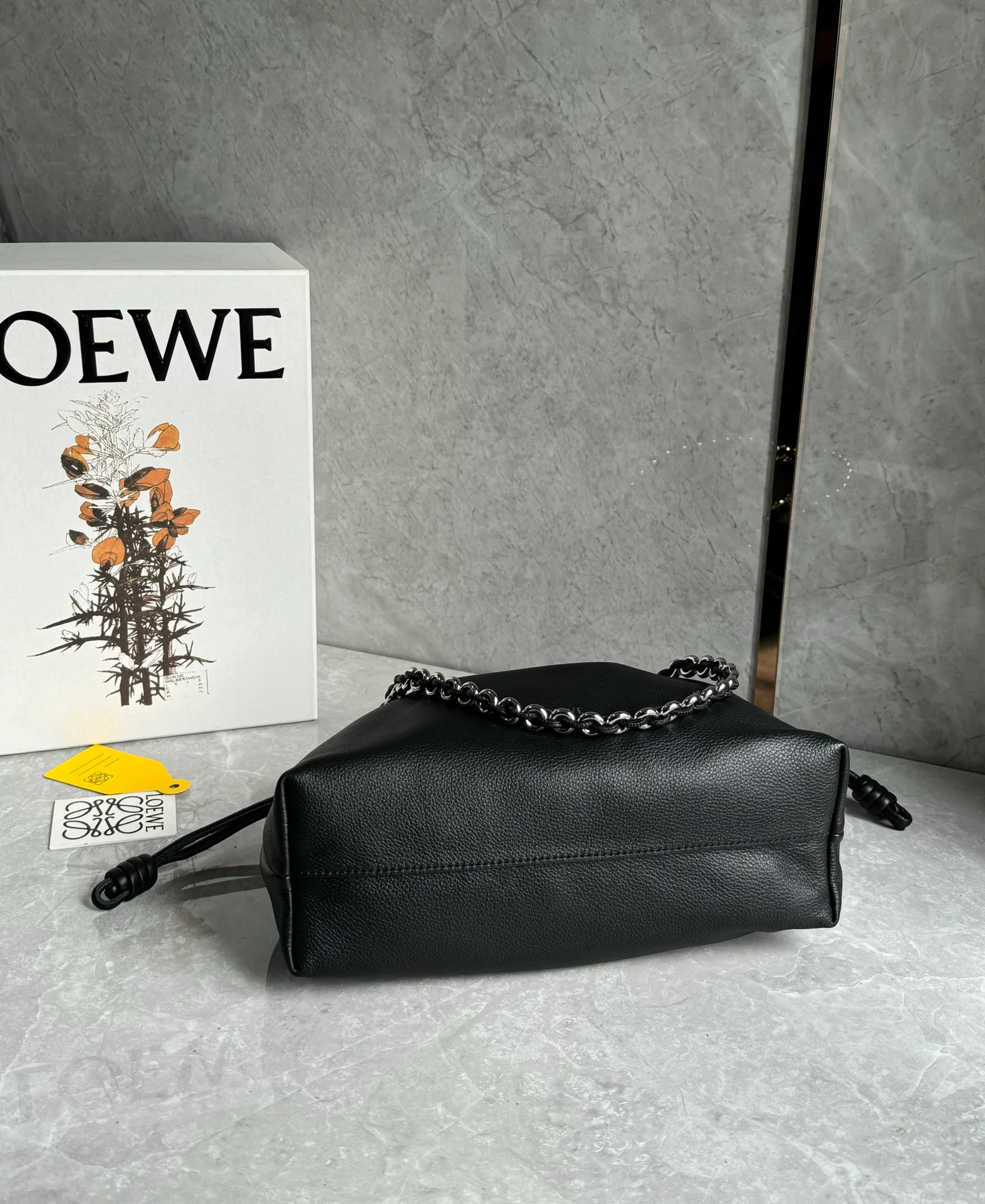 Классические Сумки Женские Loewe 11402829
