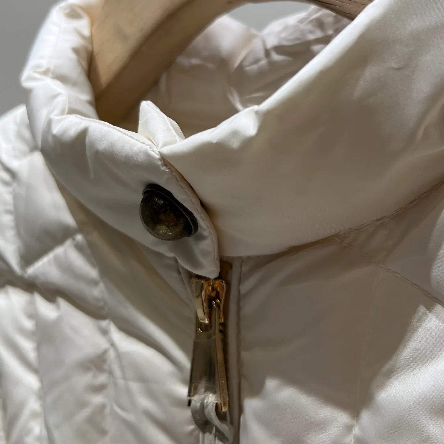 Куртки И Пуховики Женские Moncler 18106076
