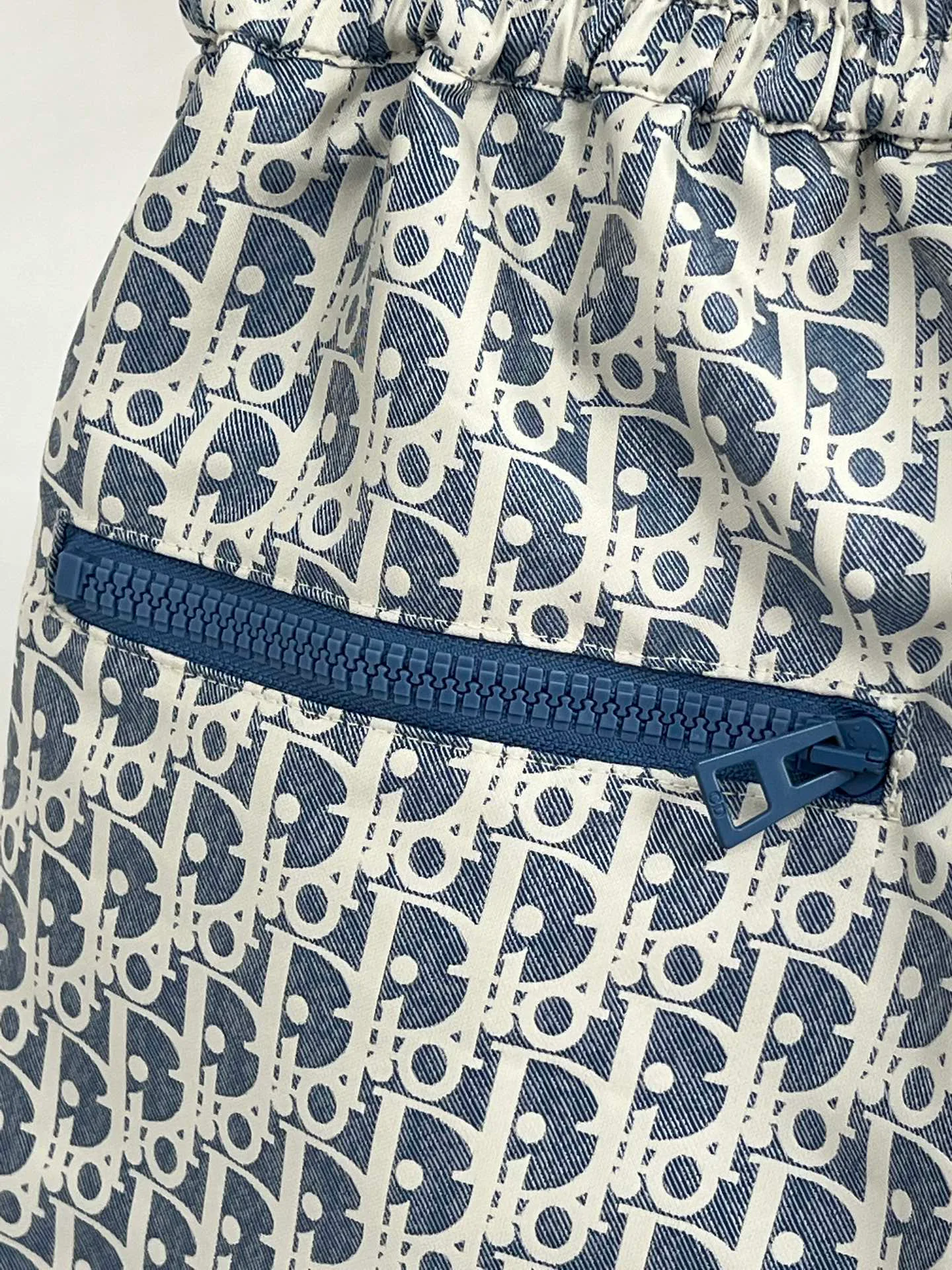 Брюки Женские Christian Dior 18885452