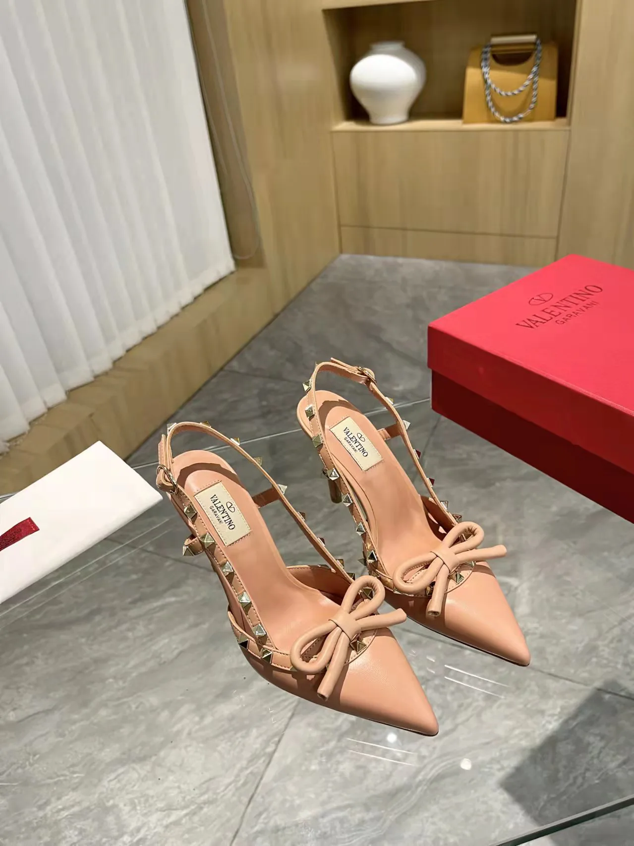 Босоножки Женские Valentino 11602179