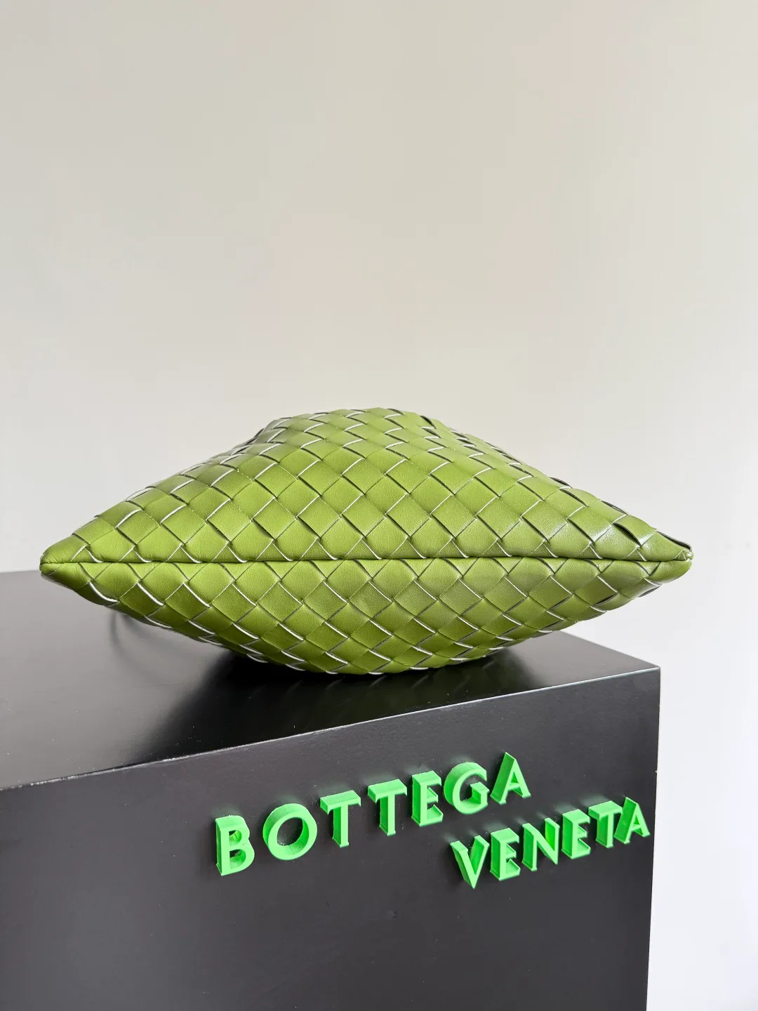 Сумки На Ремне Женские Bottega Veneta 11255465