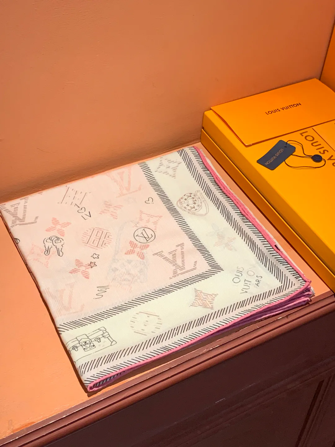 Шарфы Louis Vuitton 463799