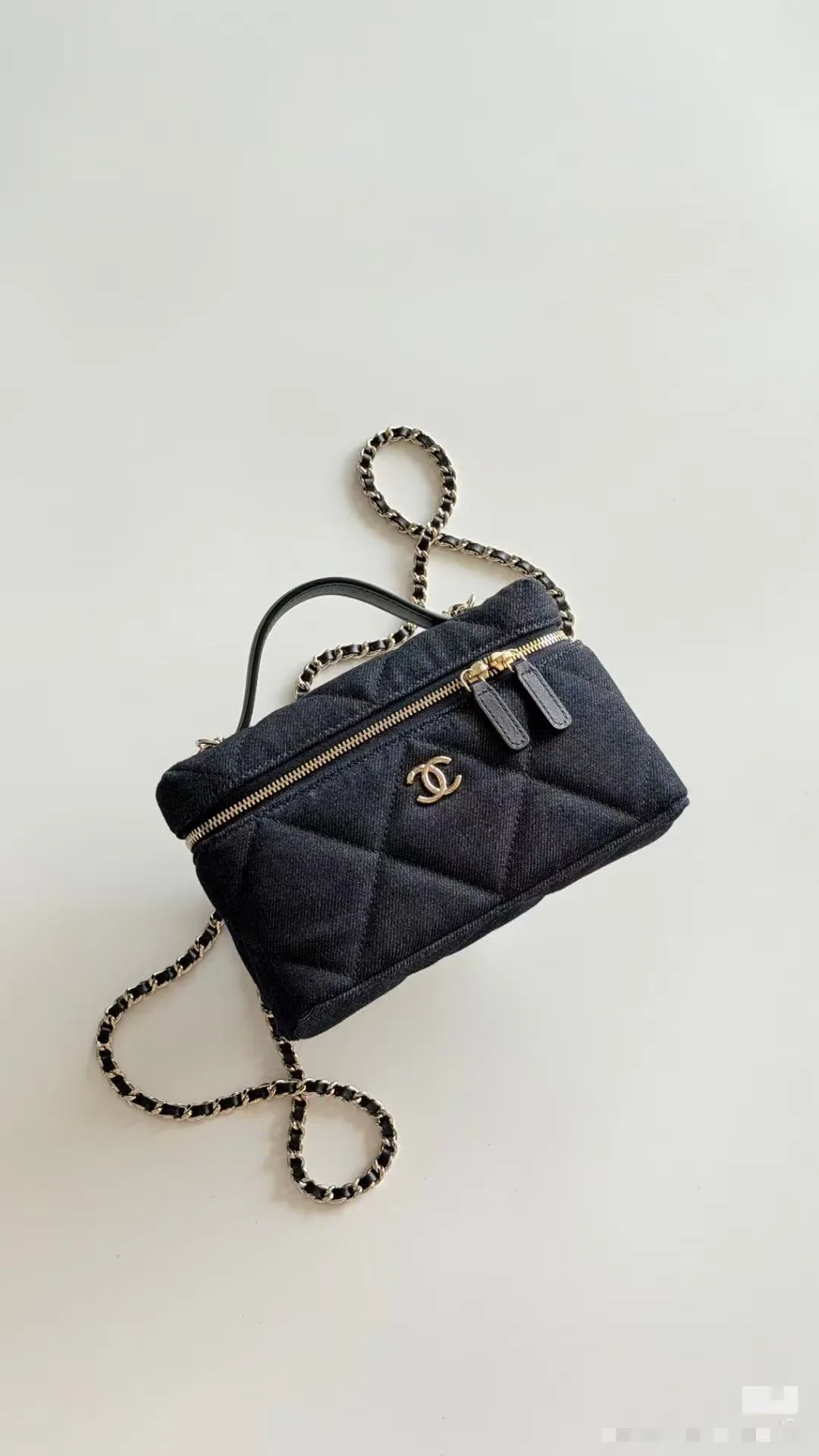 Сумки На Ремне Женские Chanel 13369835