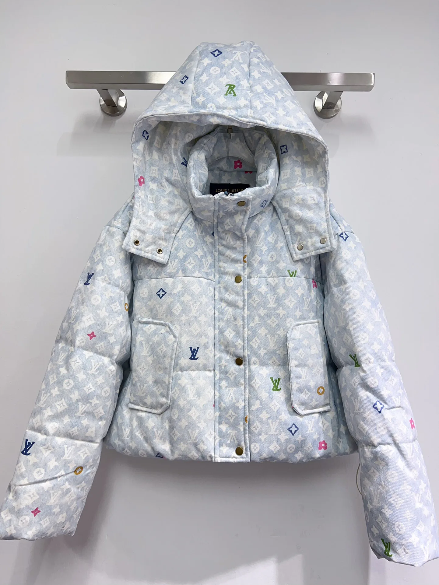 Куртки И Пуховики Женские Louis Vuitton 1137736