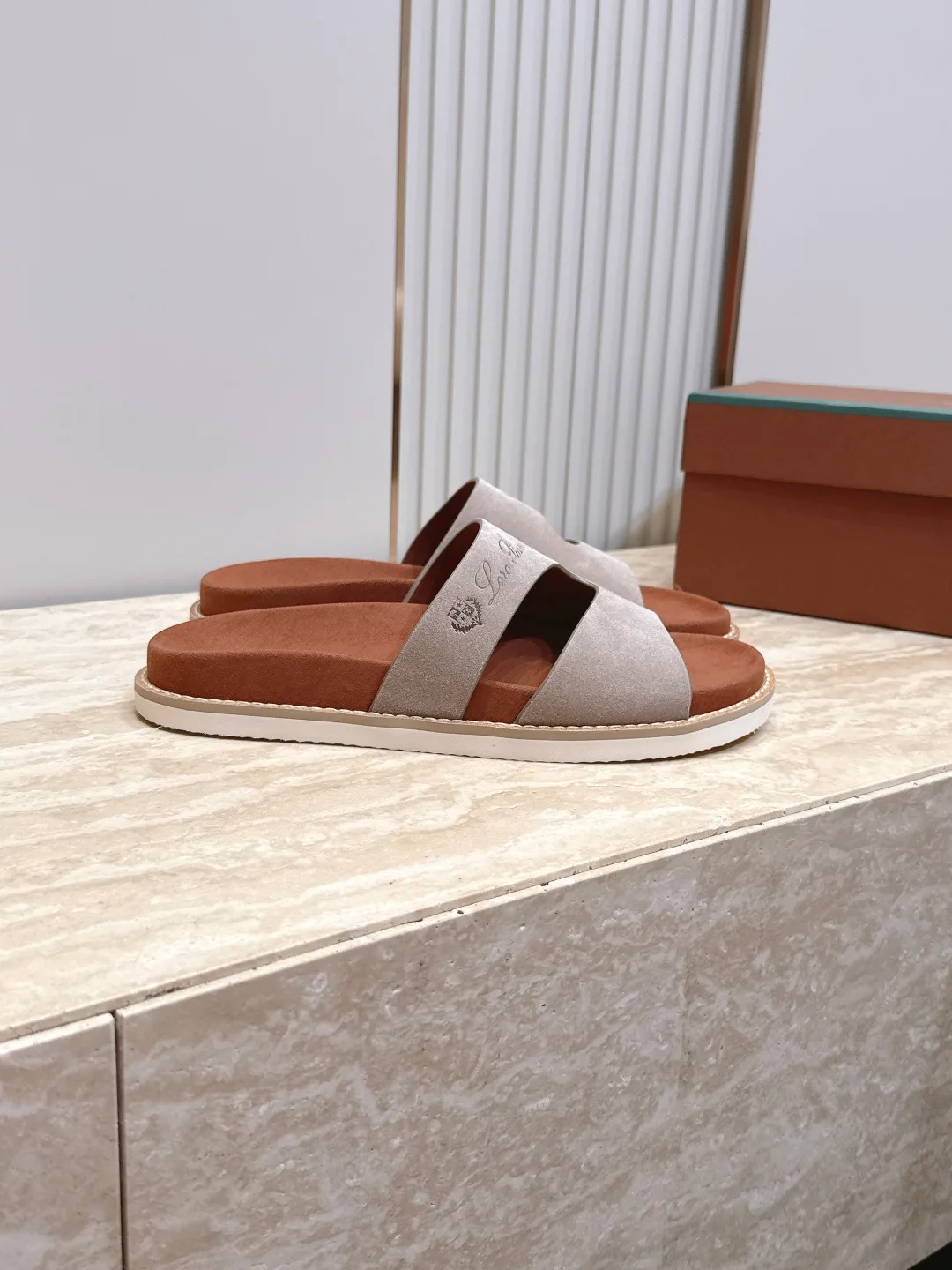 Шлепанцы Мужские Brunello Cucinelli 17366581