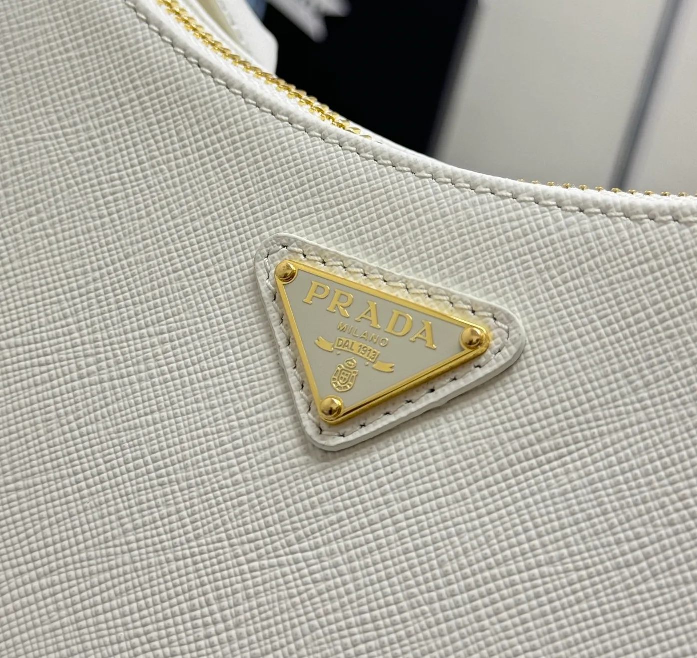 Сумки На Ремне Женские Prada 11788409