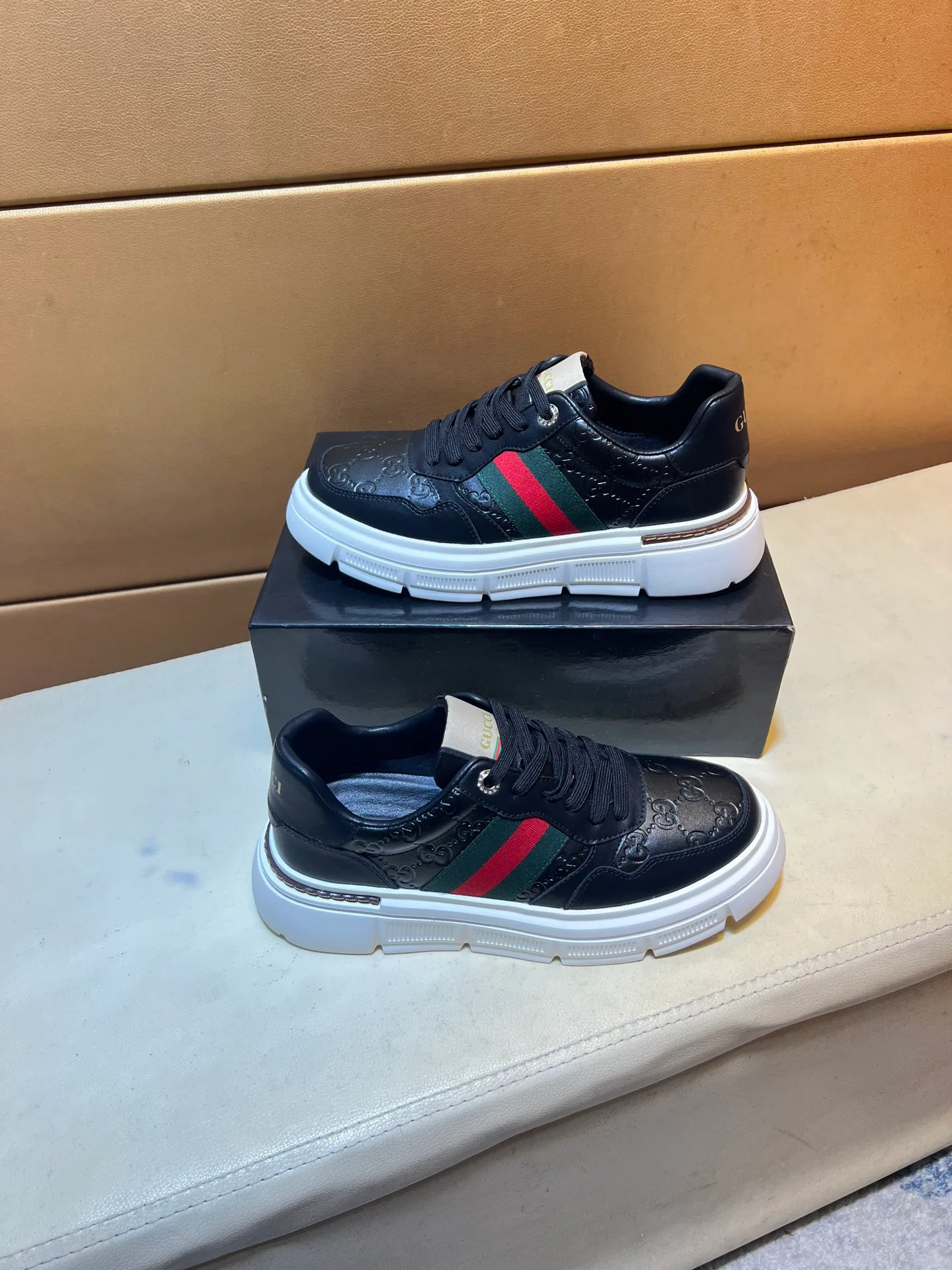 Кроссовки Мужские Gucci 11813238