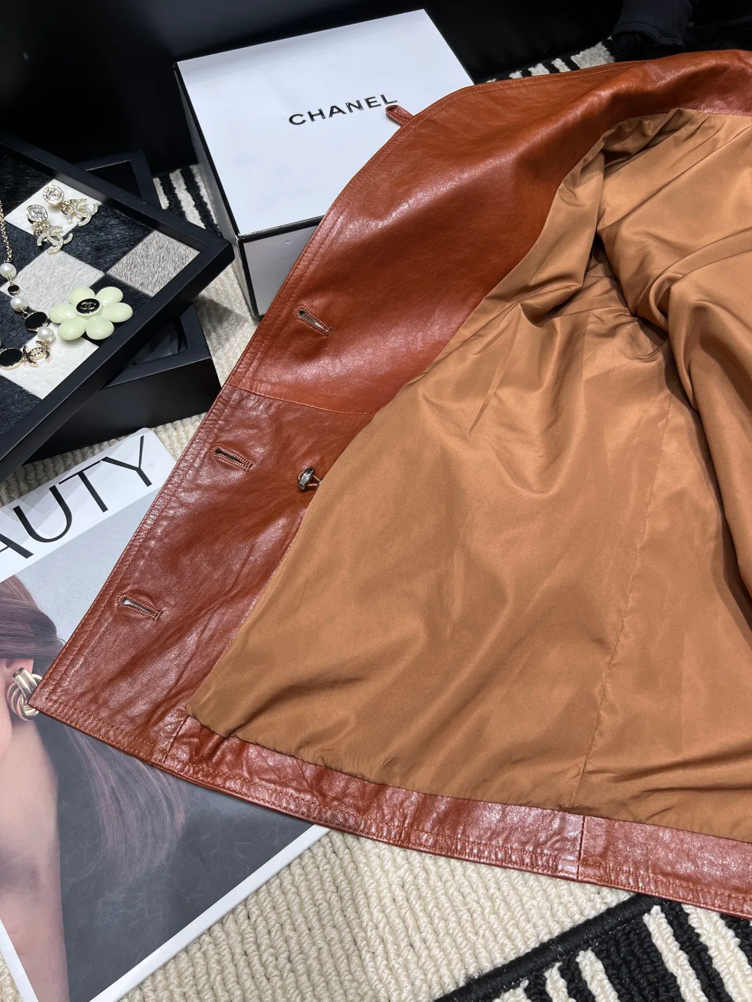 Кожаные Куртки И Дублёнки Женские Chanel 18138526