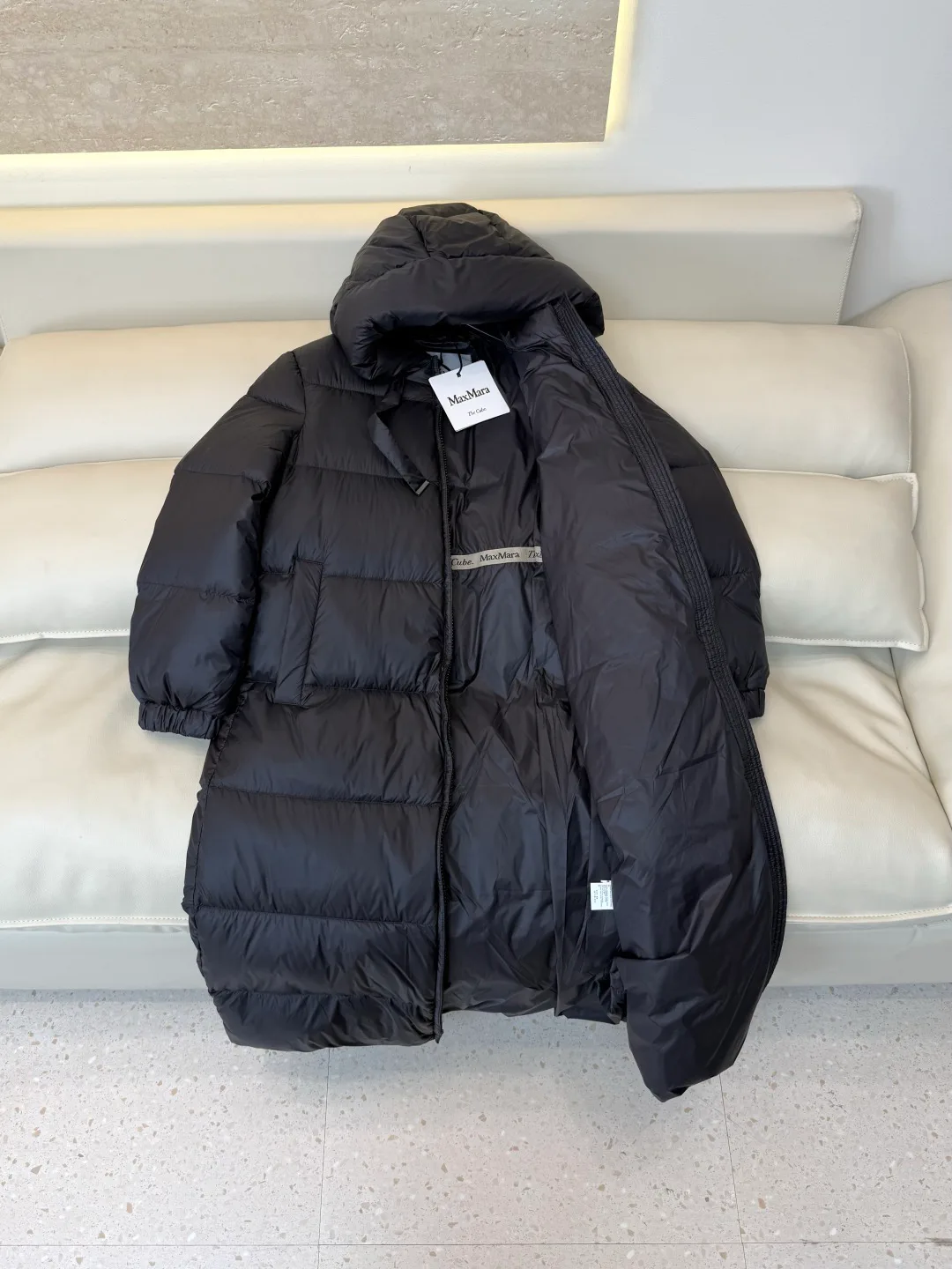 Куртки И Пуховики Женские Max Mara 18769659