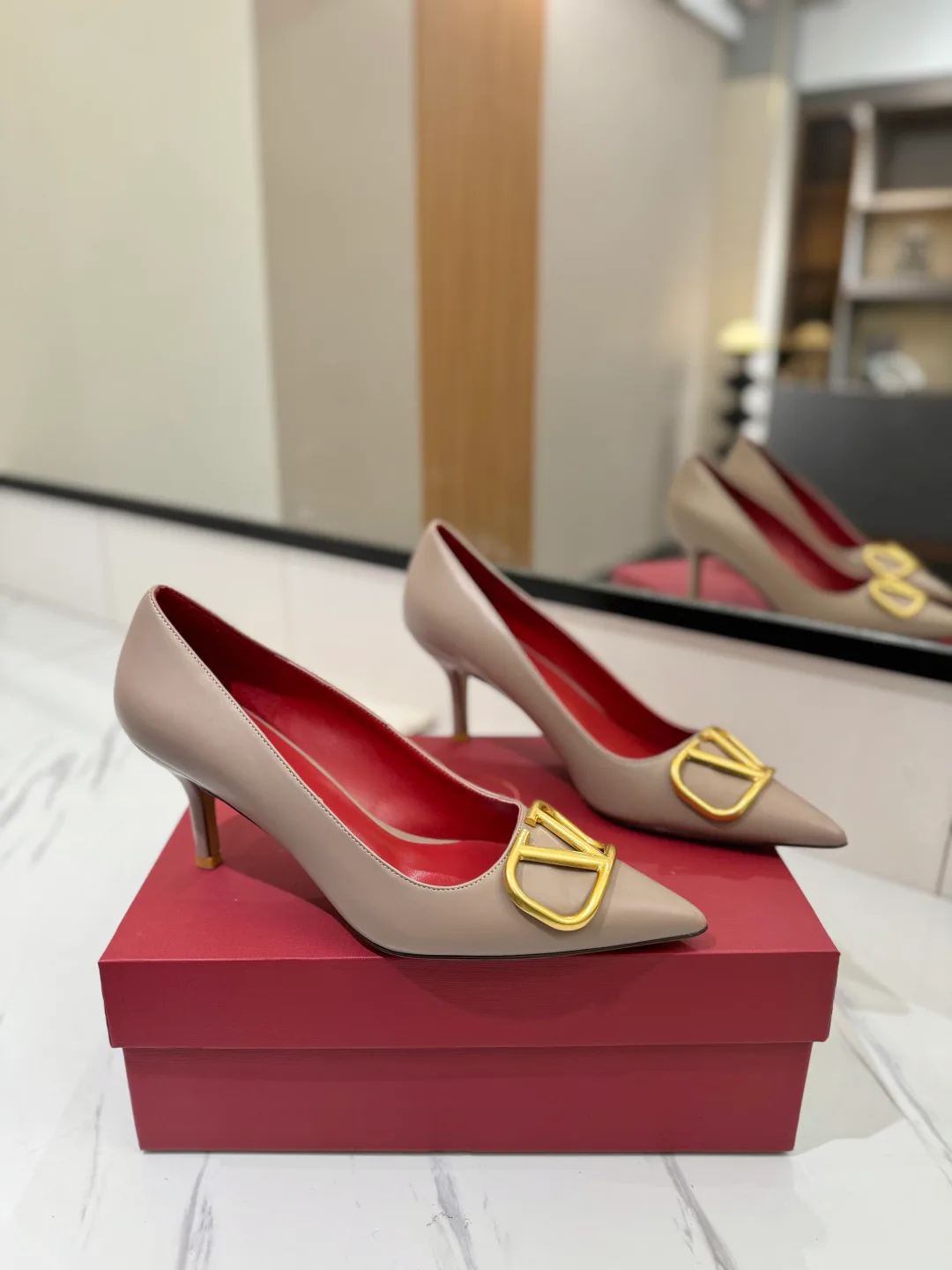 Босоножки Женские Valentino 11516293