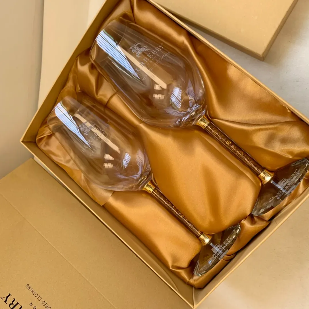 Посуда Burberry 8894