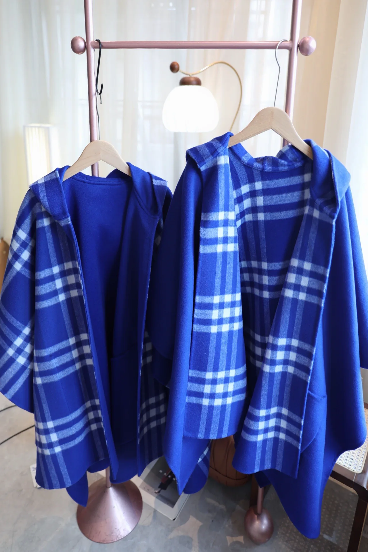 Пальто Женские Burberry 11654353