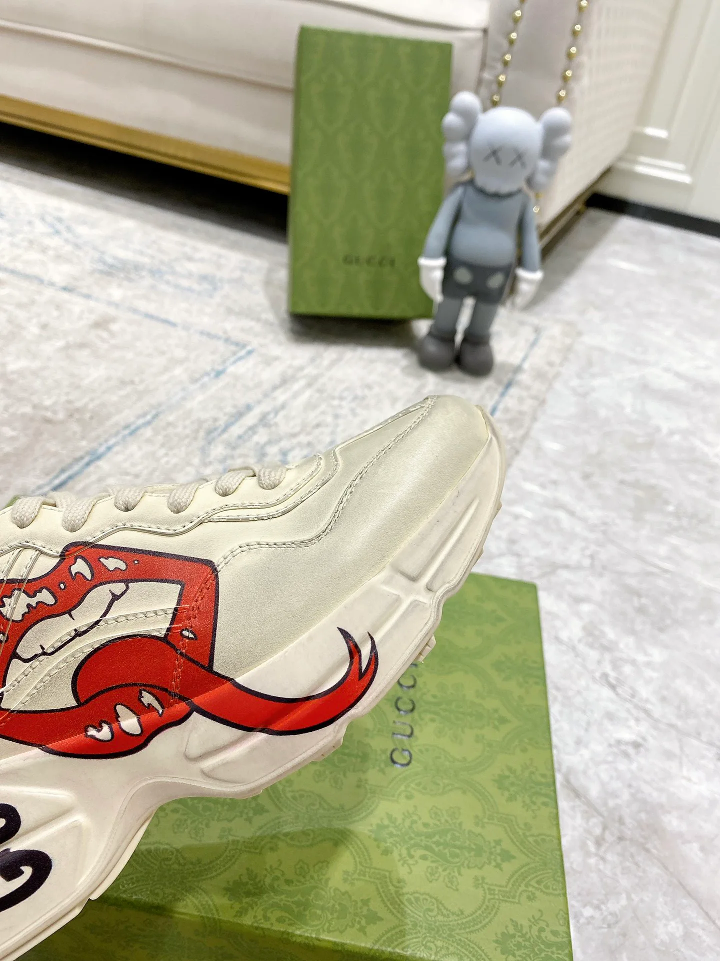 Кроссовки Женские Gucci 375829