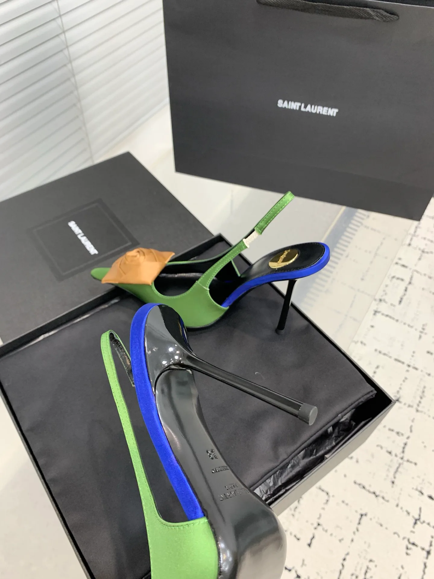 Туфли Женские Saint Laurent 355746