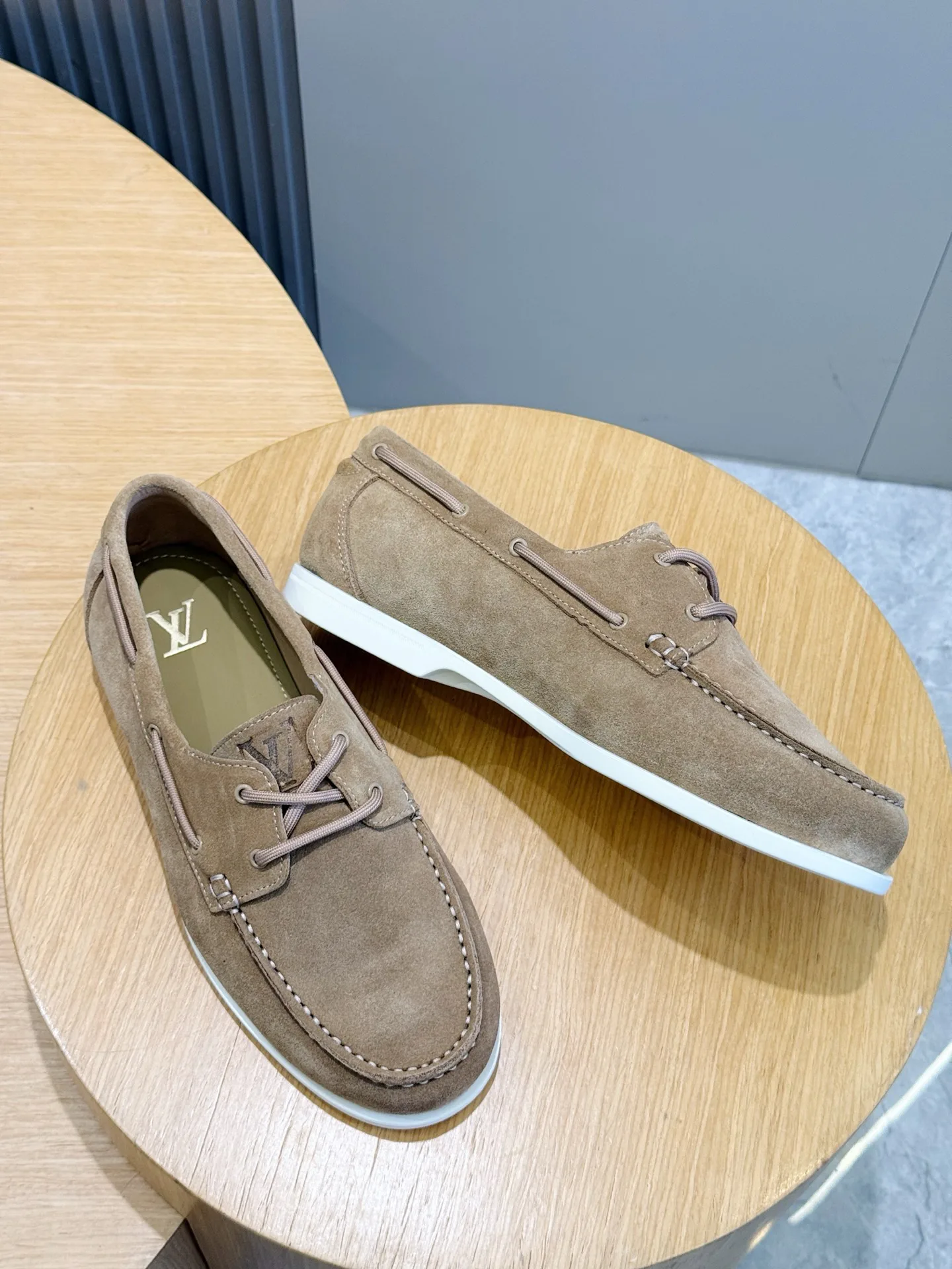 Лоферы И Туфли Мужские Louis Vuitton 18277876