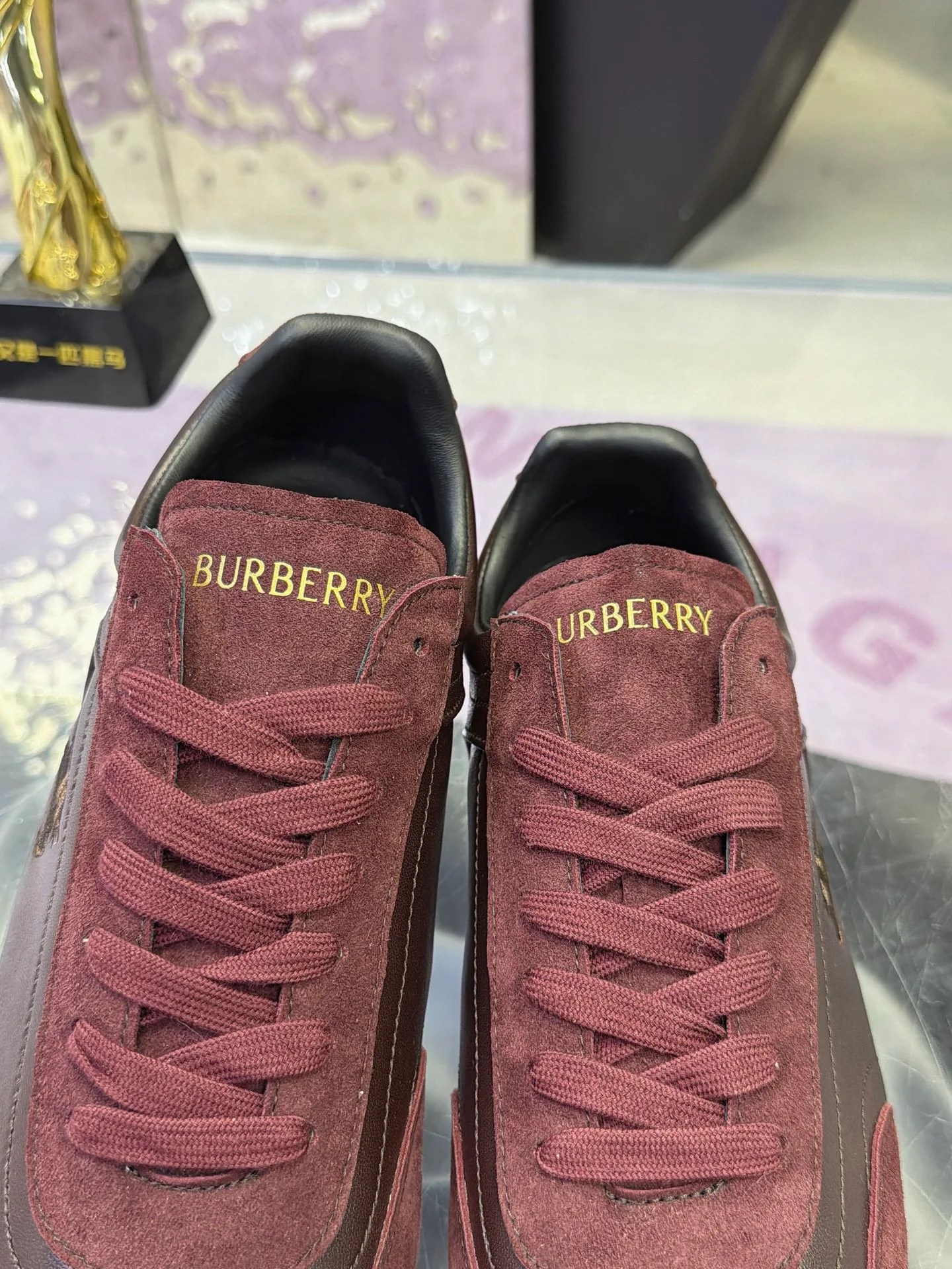 Кроссовки Женские Burberry 18025568