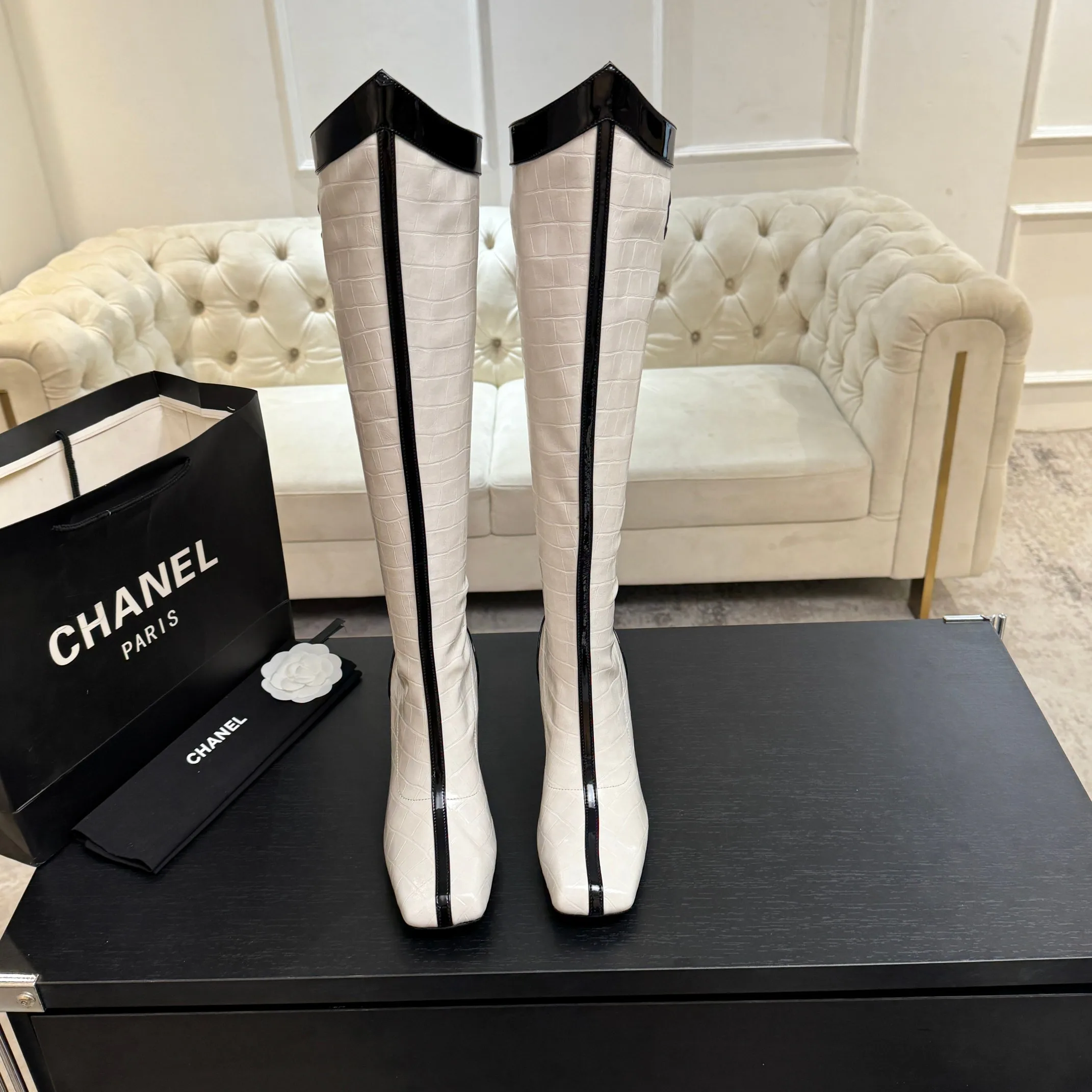 Сапоги Женские Chanel 17900009