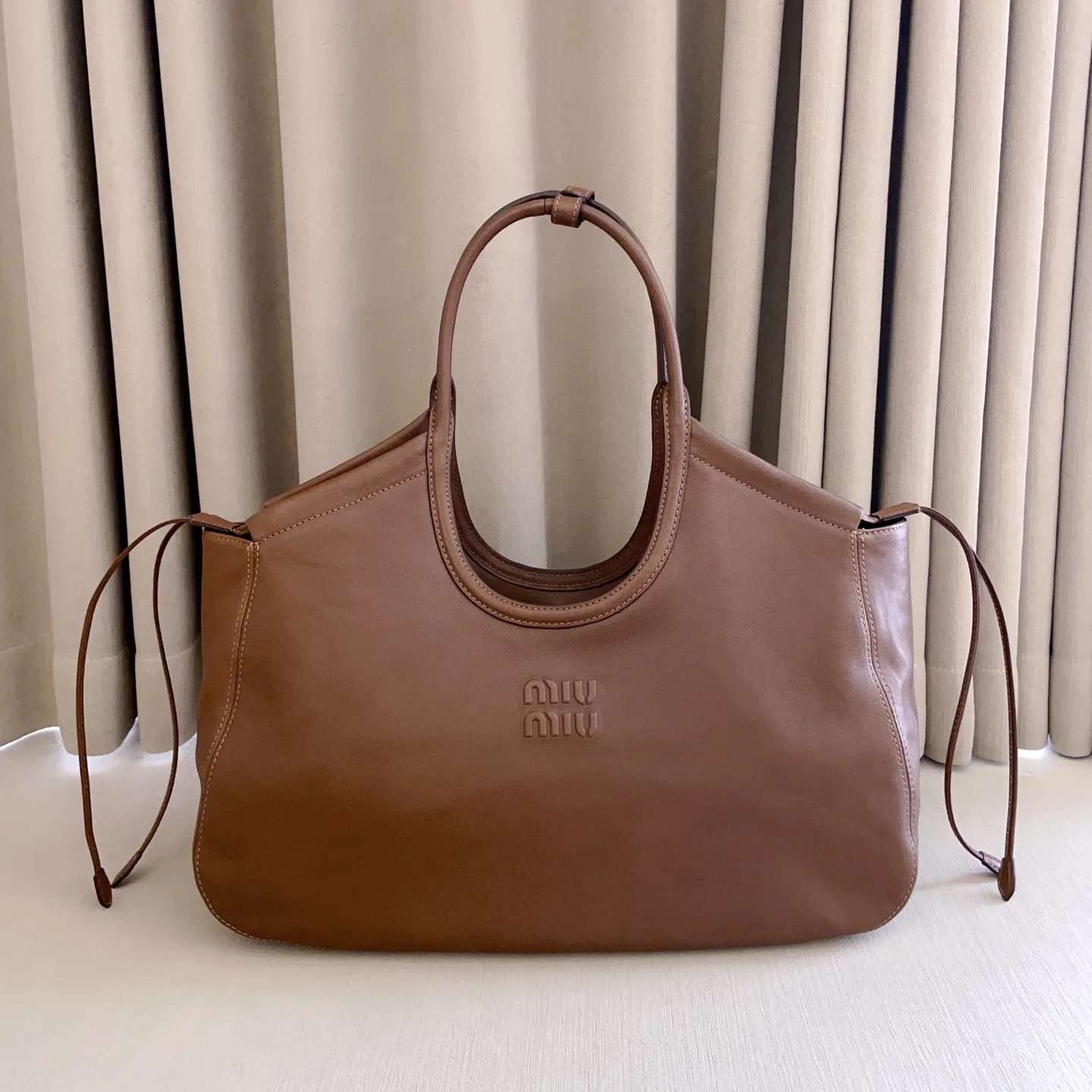 Классические Сумки Женские Miu Miu 18248084