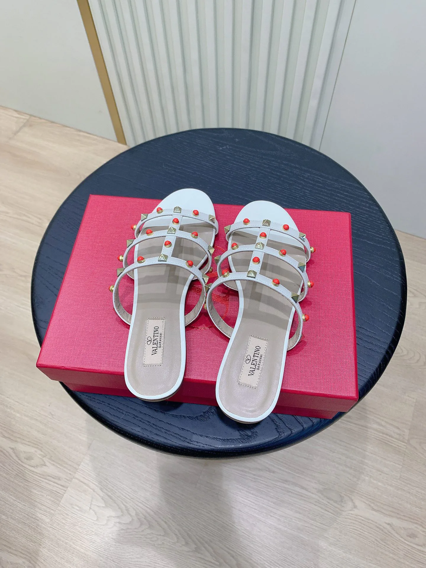 Шлепанцы Женские Valentino 748130