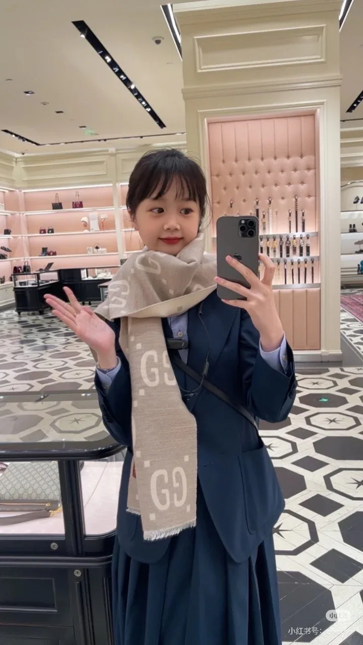 Шарфы Gucci 1747