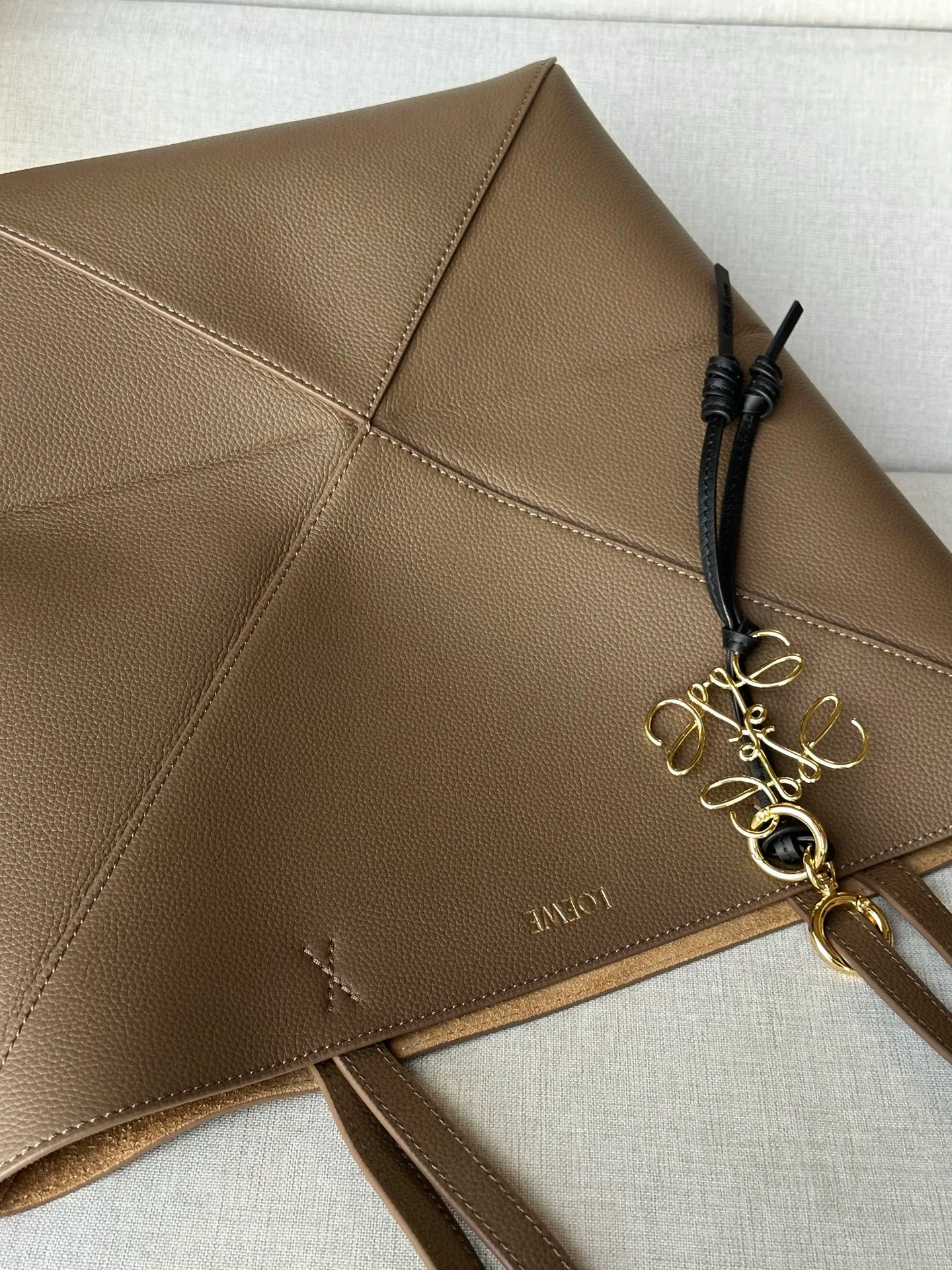 Классические Сумки Женские Loewe 12866923
