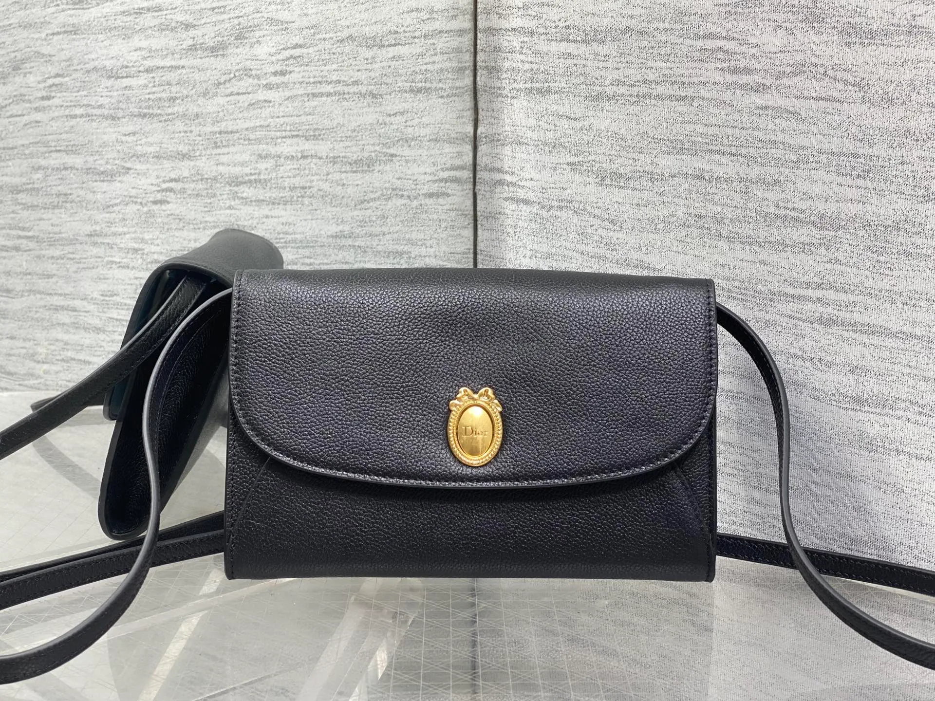 Классические Сумки Женские Christian Dior 16974217