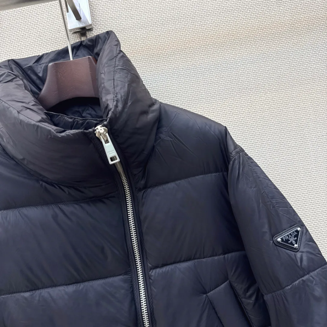 Куртки И Пуховики Женские Prada 18438382