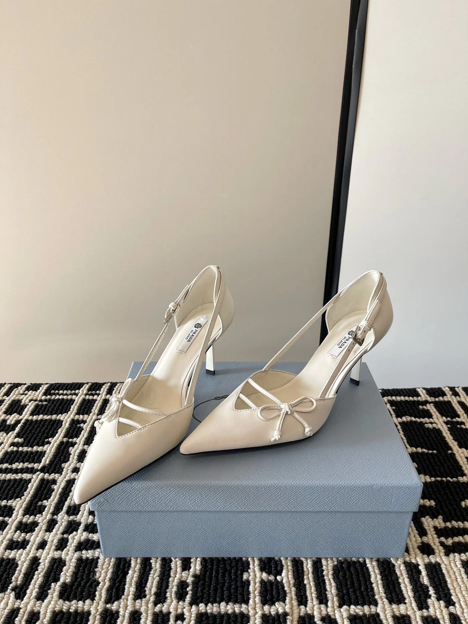 Туфли Женские Prada 12998489