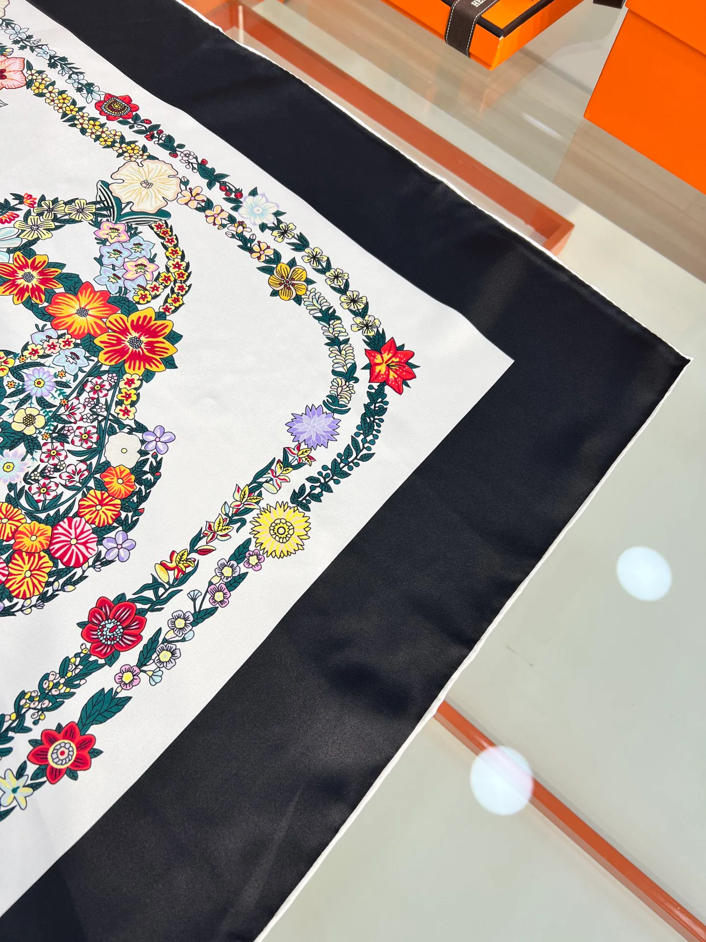 Шарфы Hermes 18382