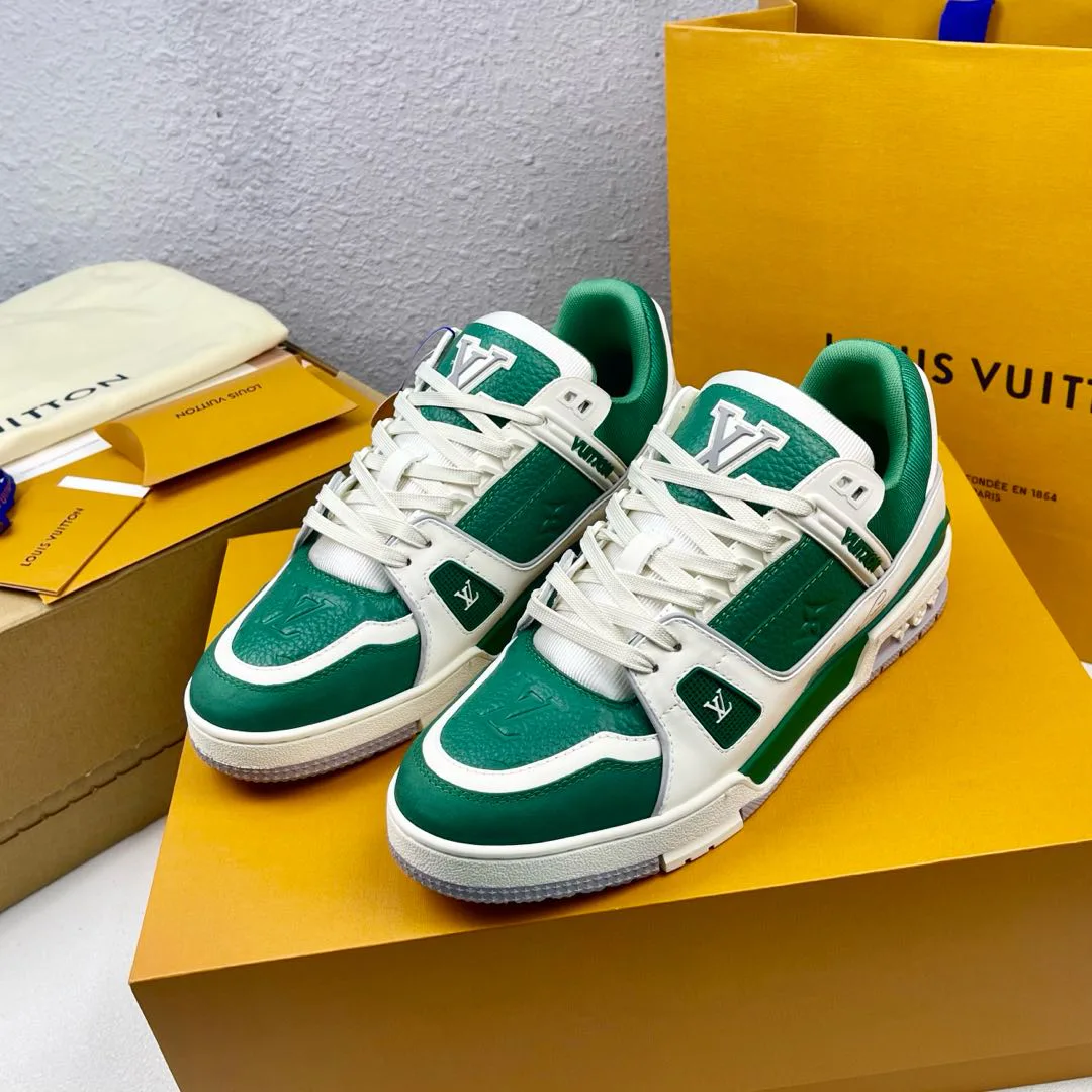 Кроссовки Женские Louis Vuitton 2679347