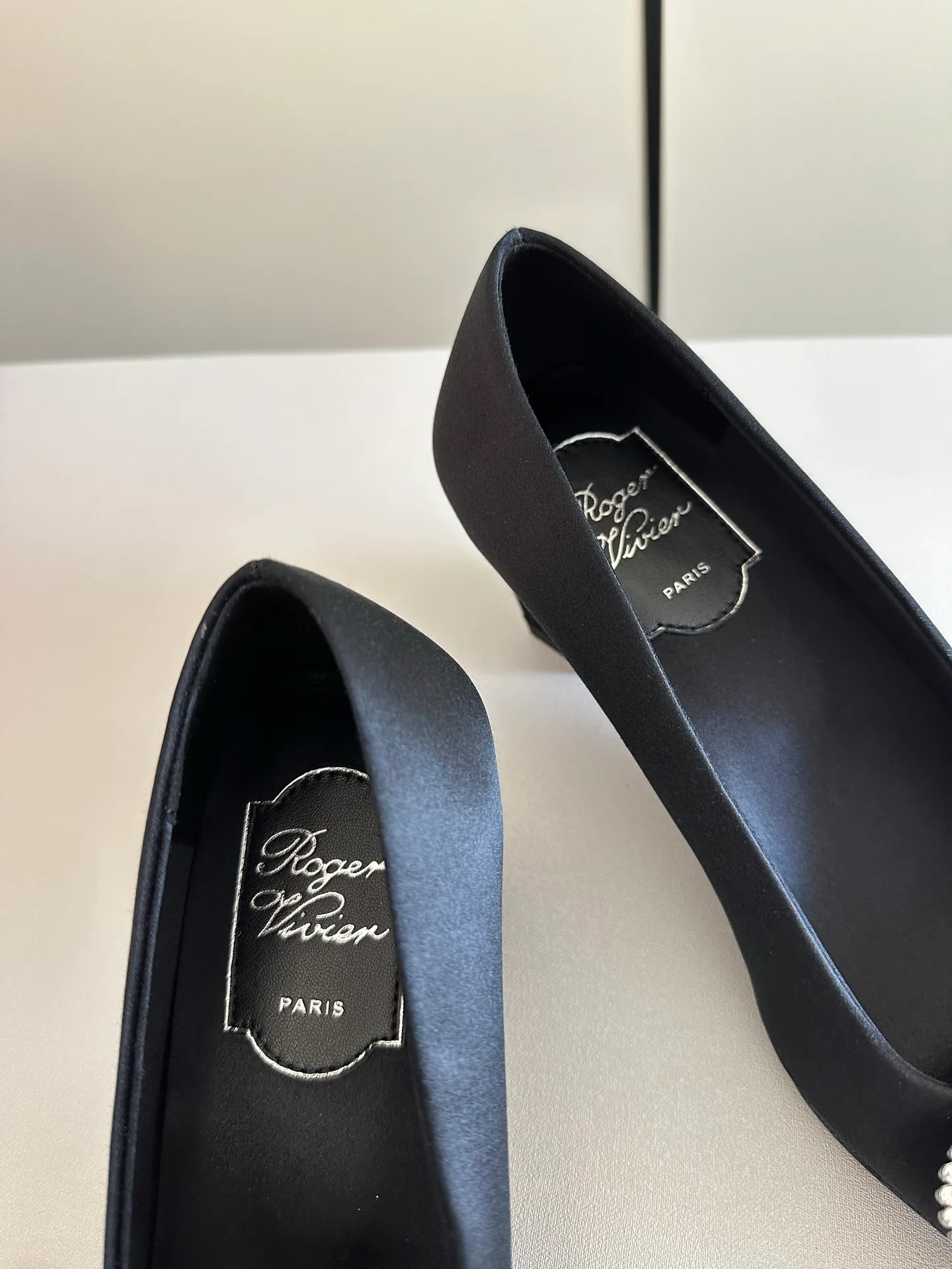 Туфли Женские Roger Vivier 17624493