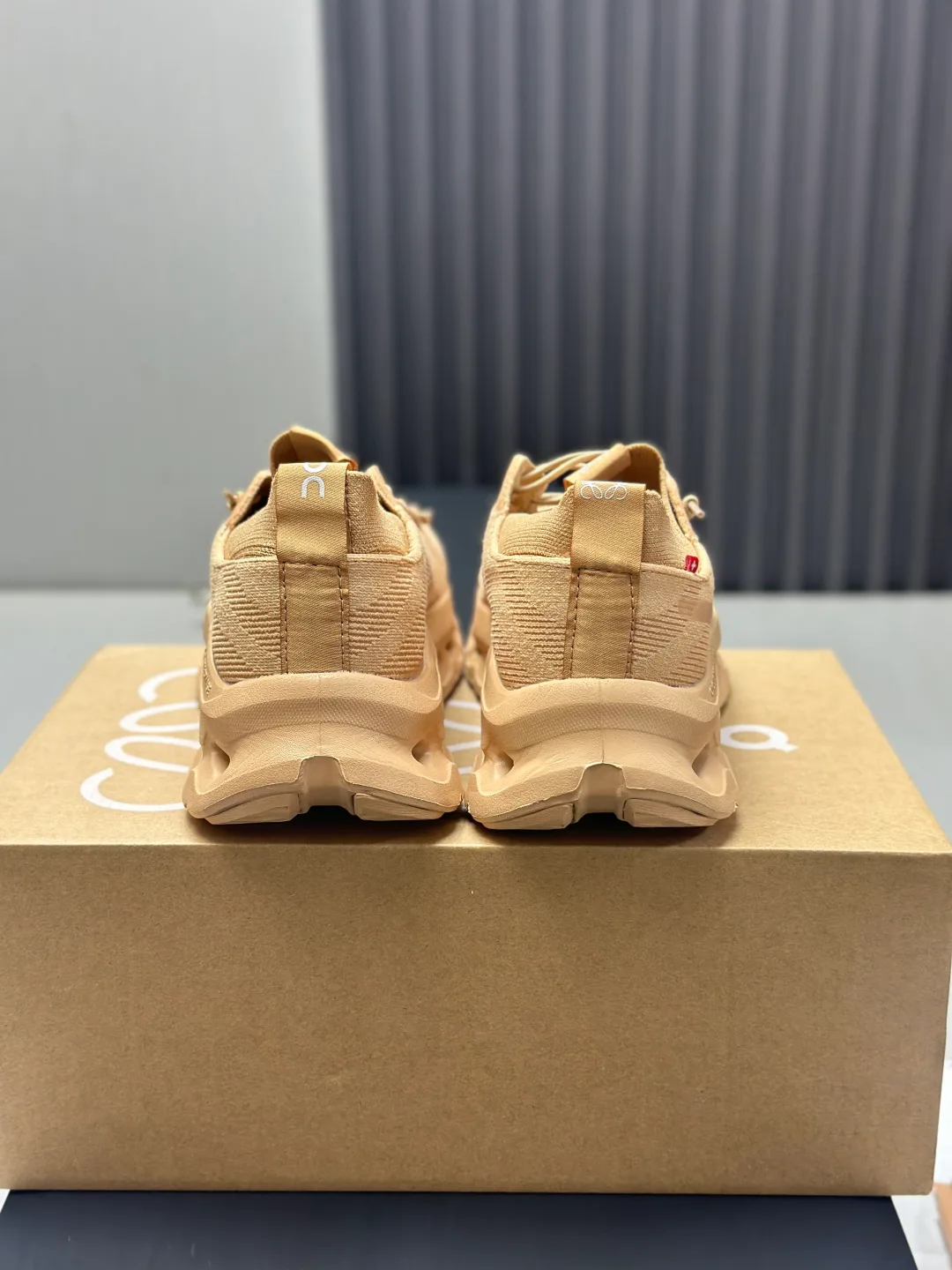 Кроссовки Женские Loewe 1992866