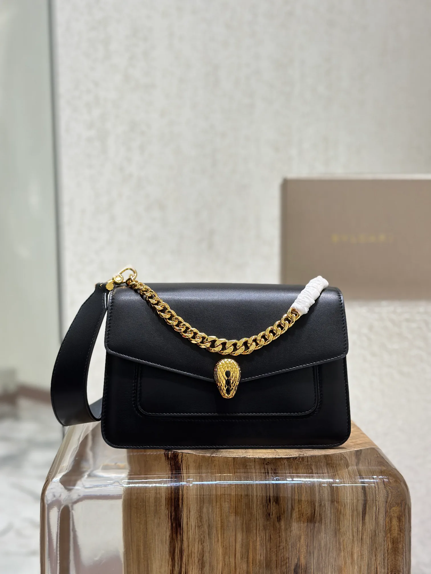 Сумки На Ремне Женские Bvlgari 5080456