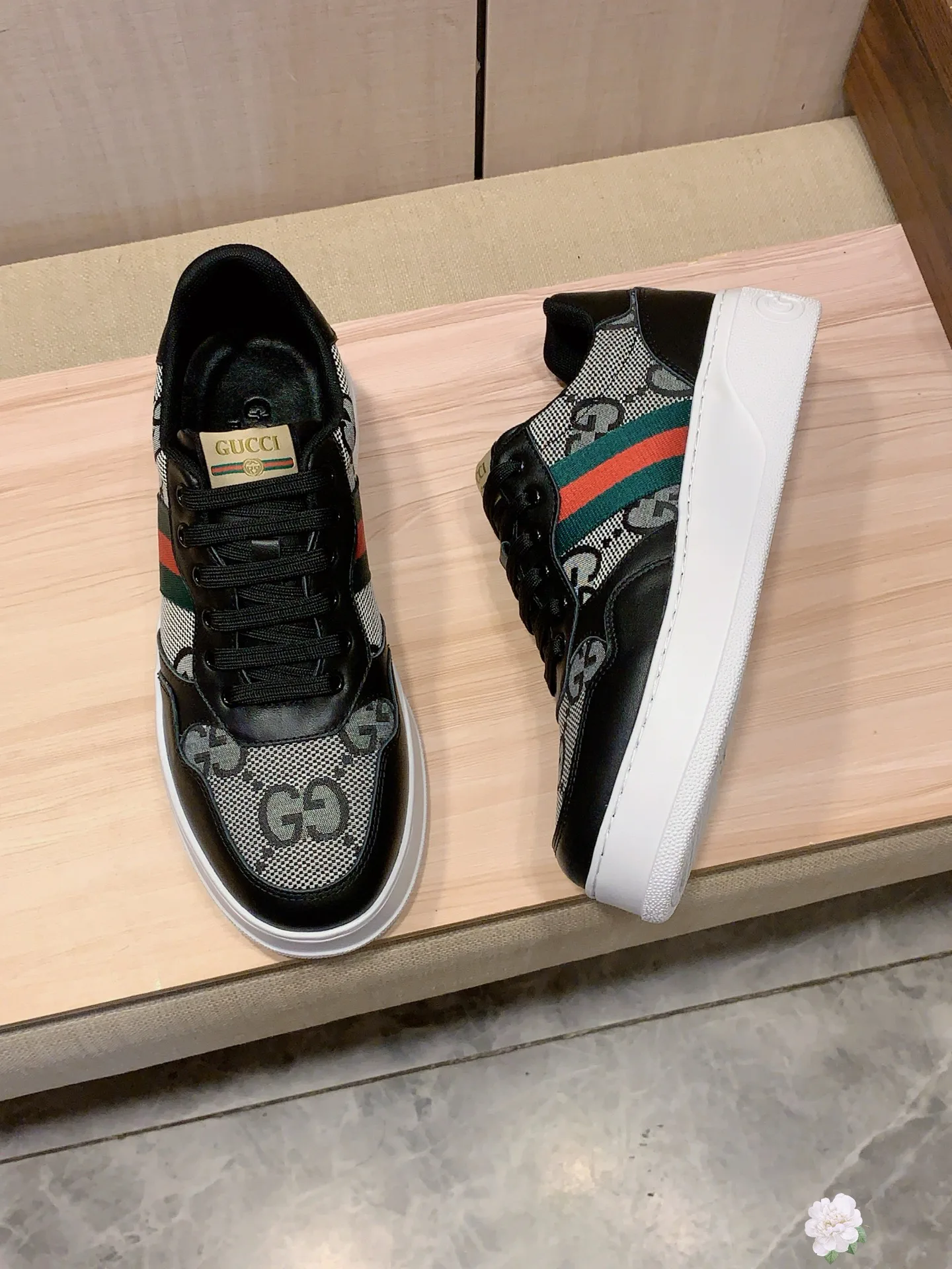 Кроссовки Мужские Gucci 438047