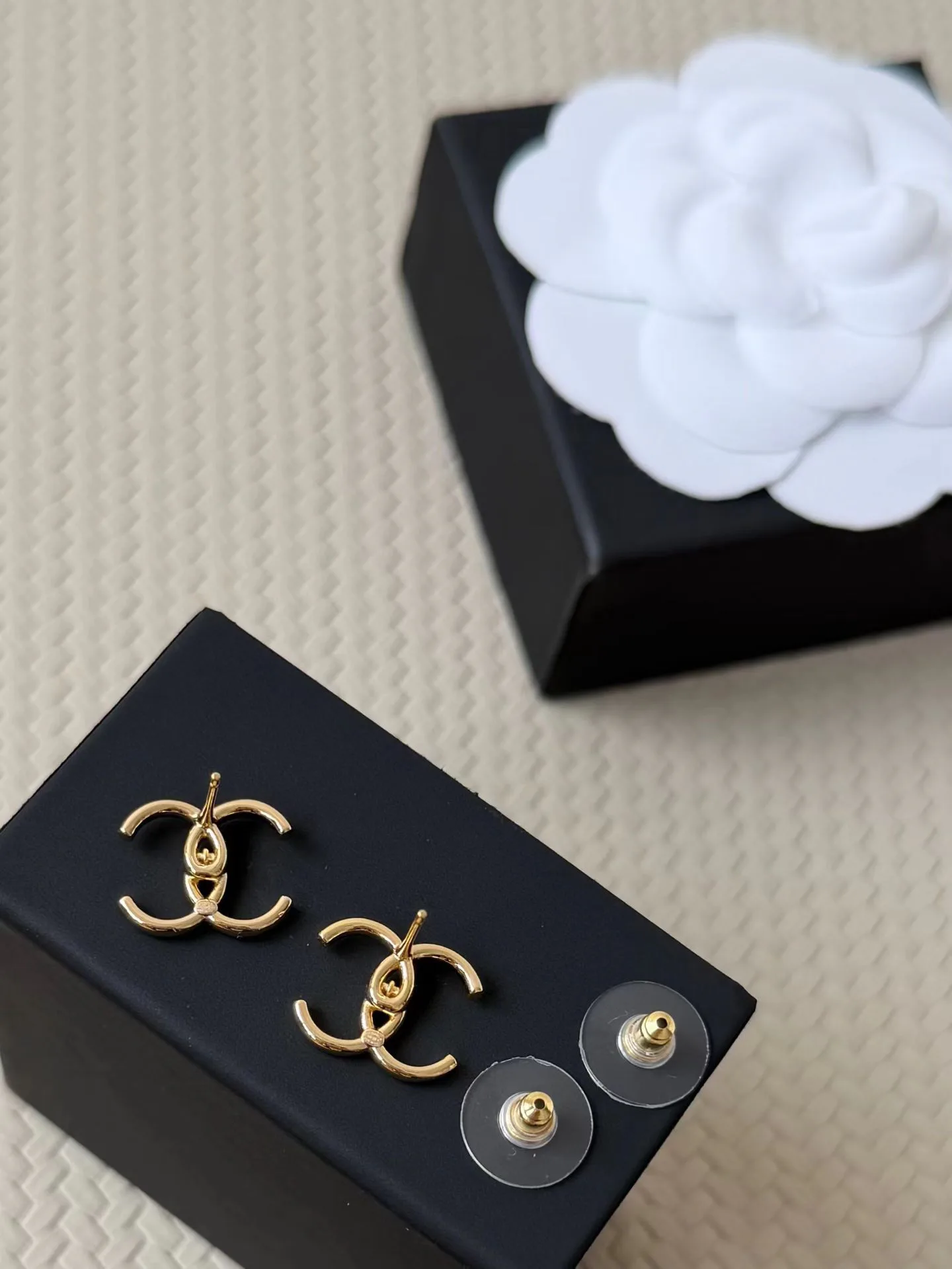 Бижутерия Chanel 18123160