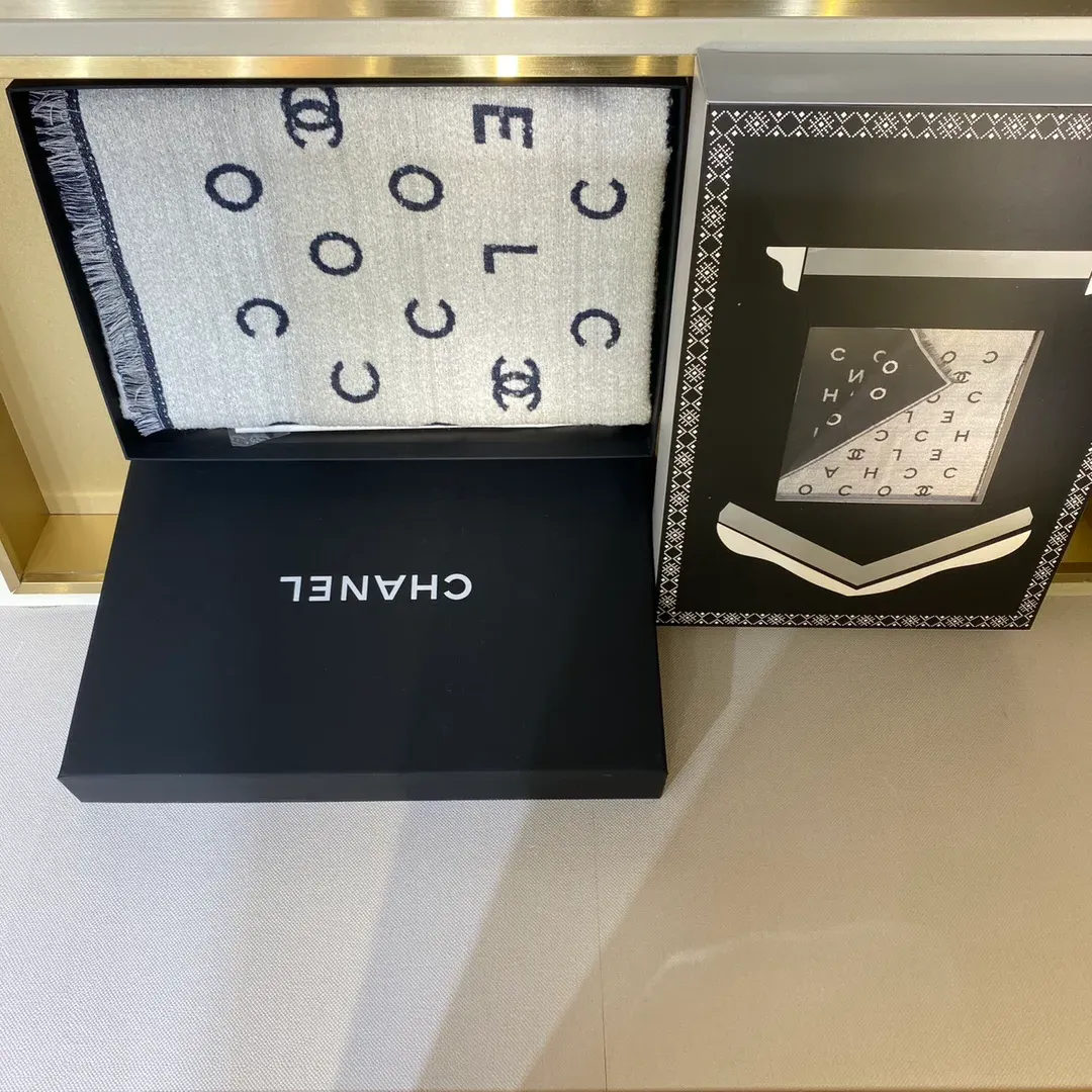 Шарфы Chanel 2478560