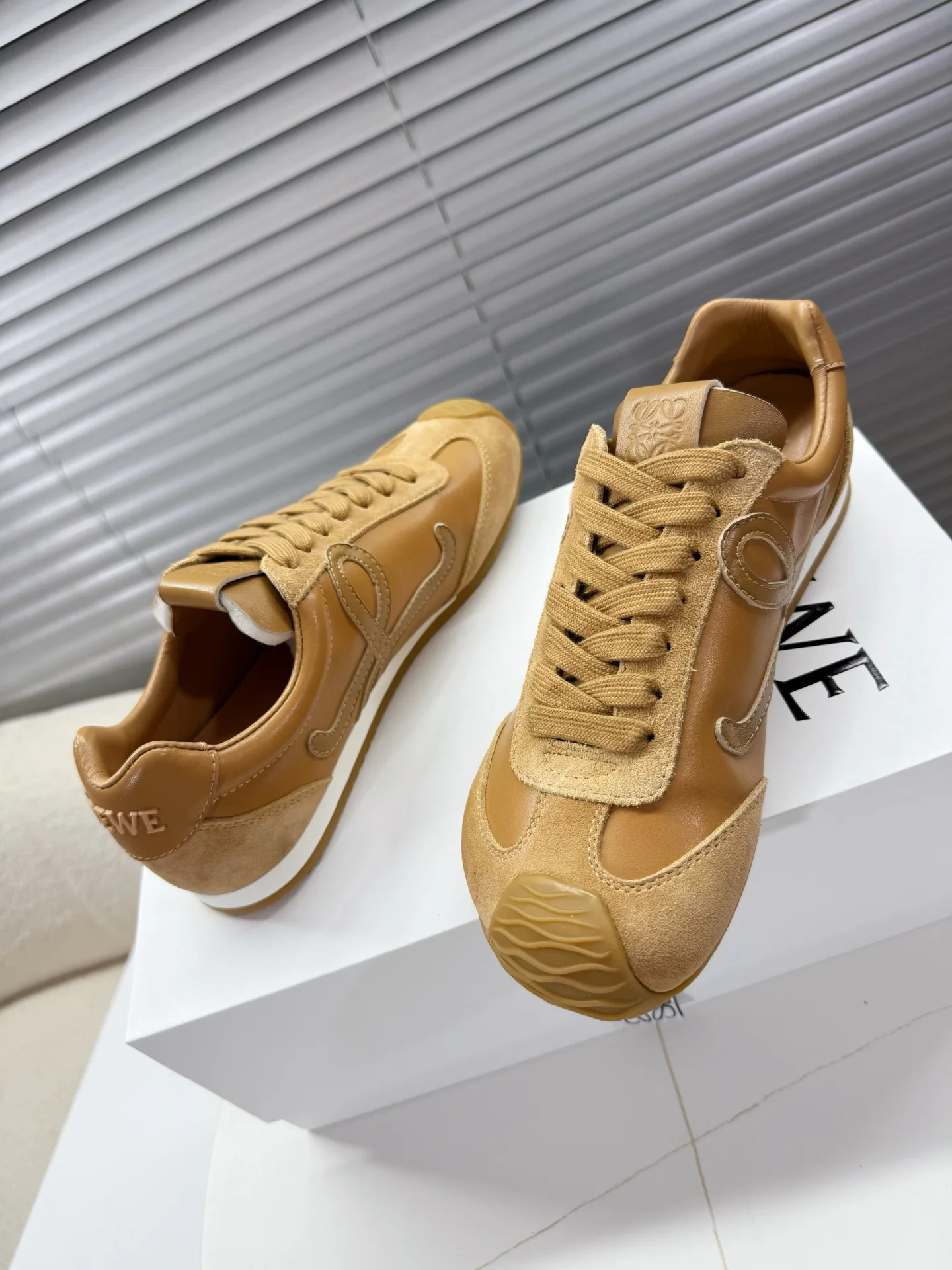 Кроссовки Женские Loewe 4019917