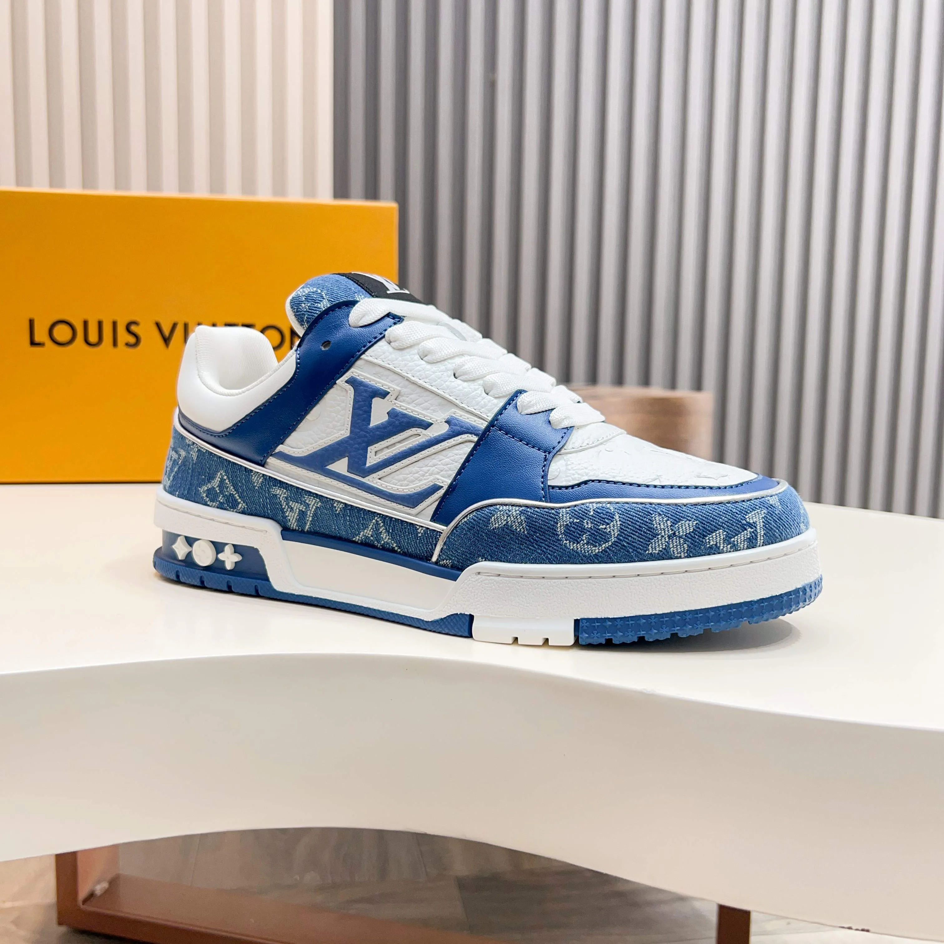 Кроссовки Мужские Louis Vuitton 122364