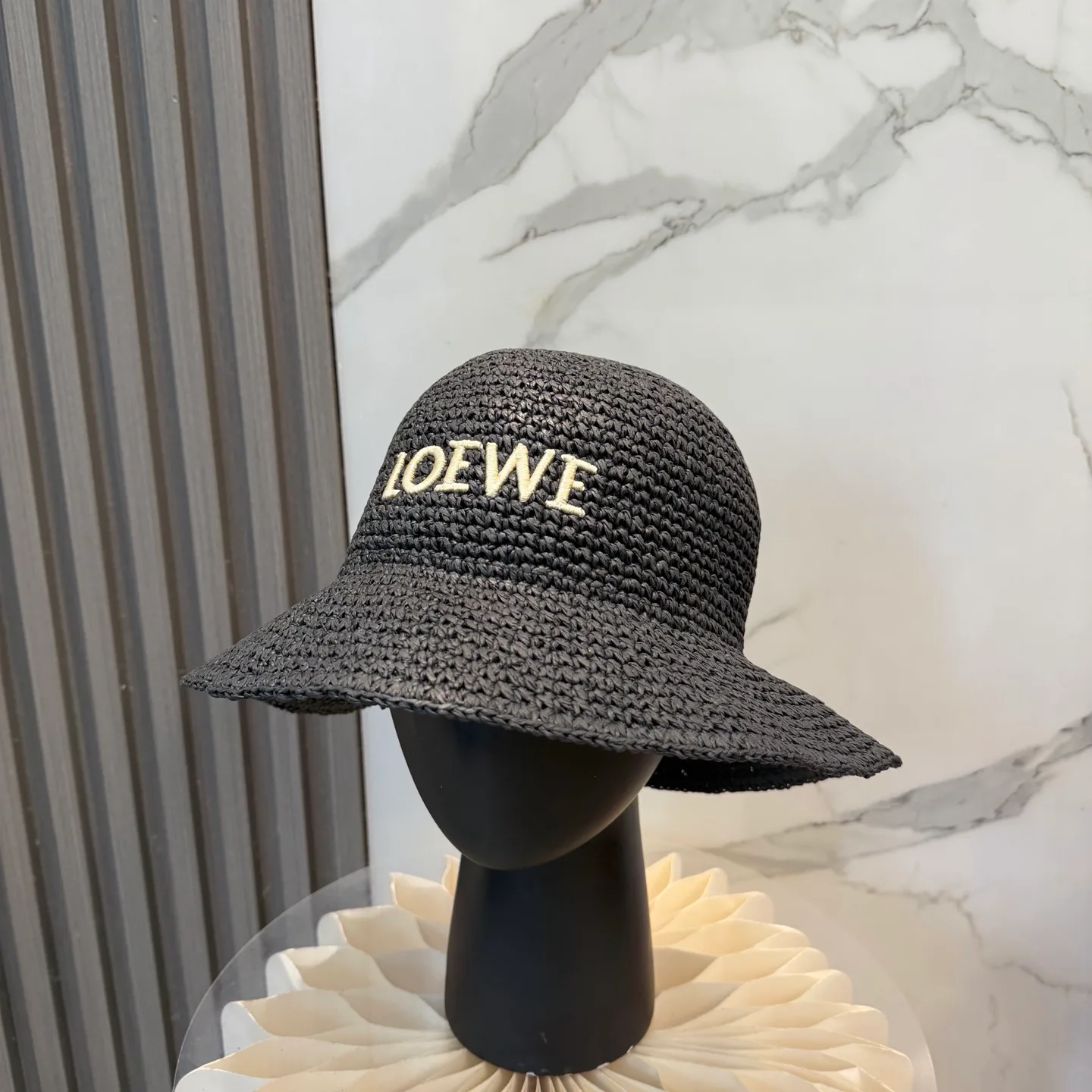 Головные Уборы Loewe 13294357