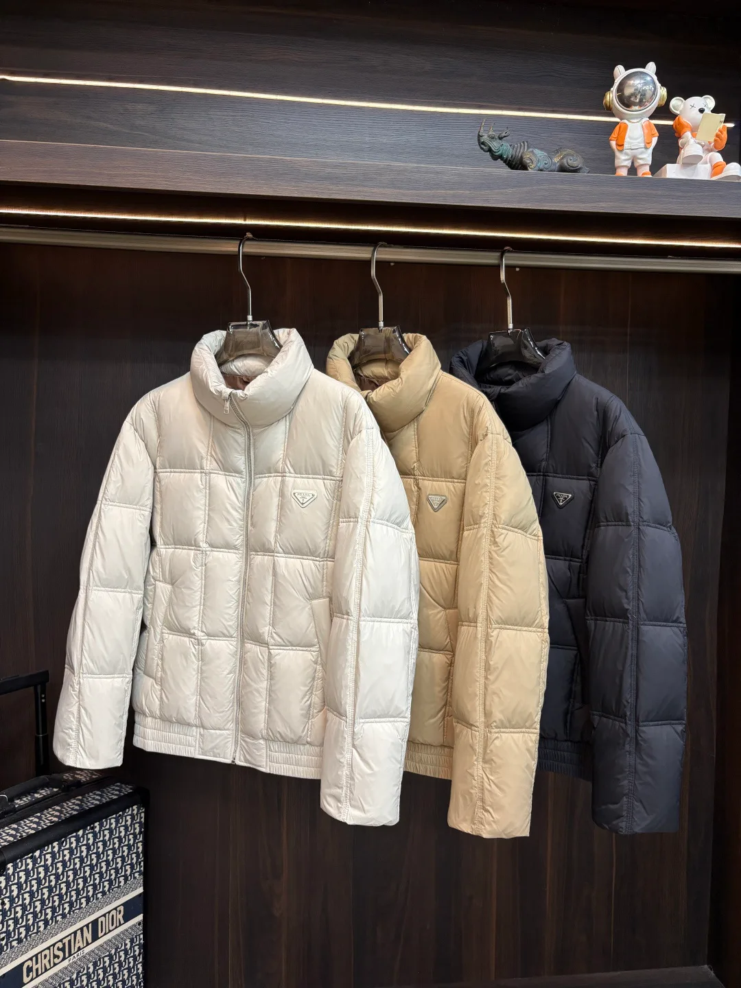 Куртки И Пуховики Мужские Prada 17925285