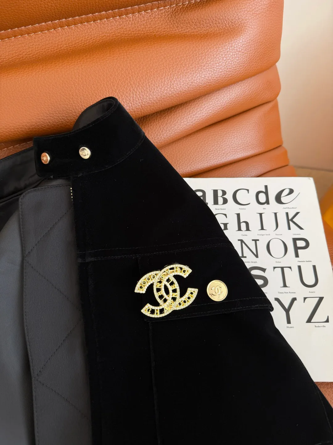 Куртки И Пуховики Женские Chanel 881484