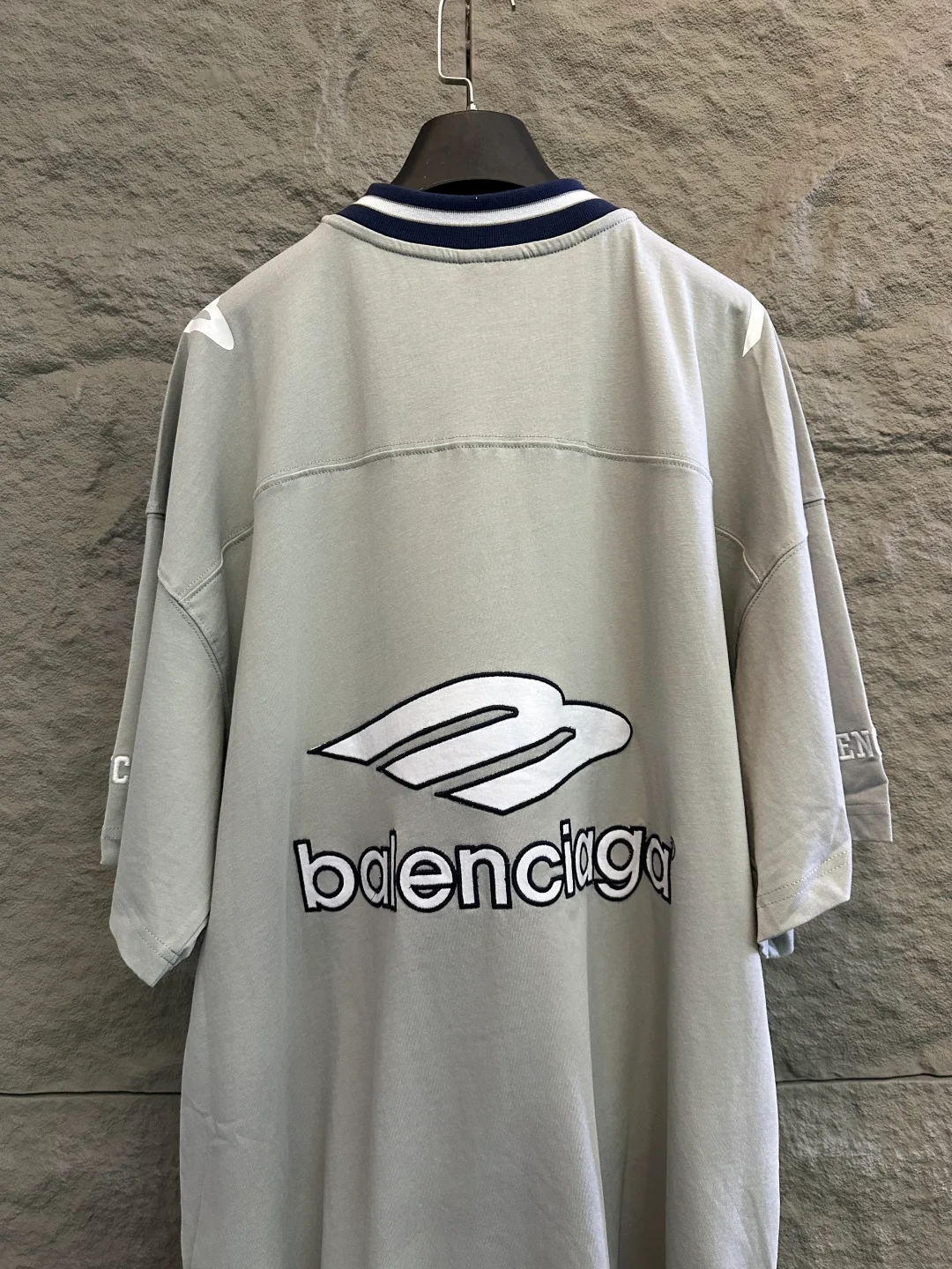 Футболки Женские Balenciaga 11423583