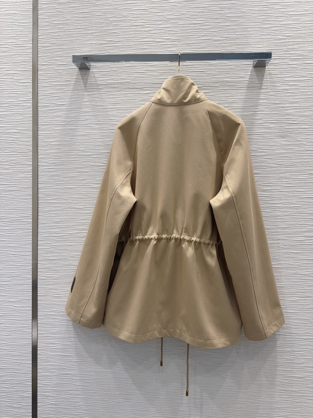 Куртки И Пуховики Женские Louis Vuitton 19689007