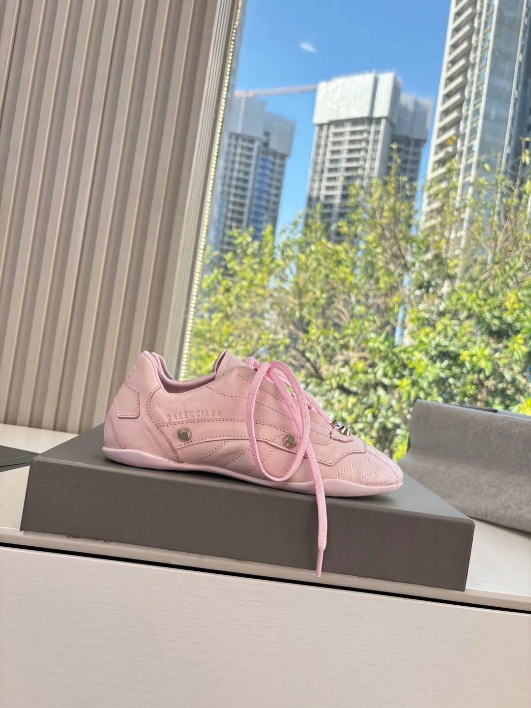 Кроссовки Женские Balenciaga 231683