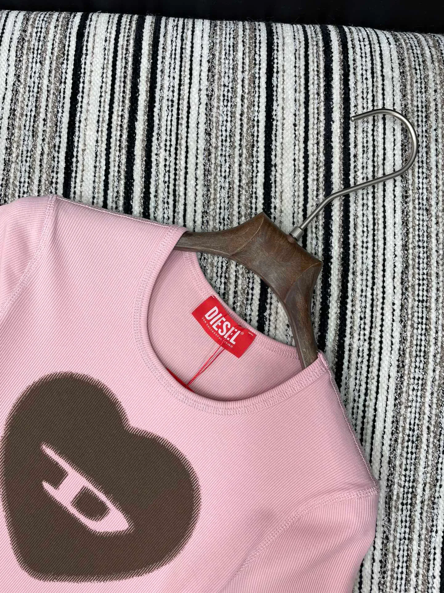 Футболки Женские Diesel 1024025