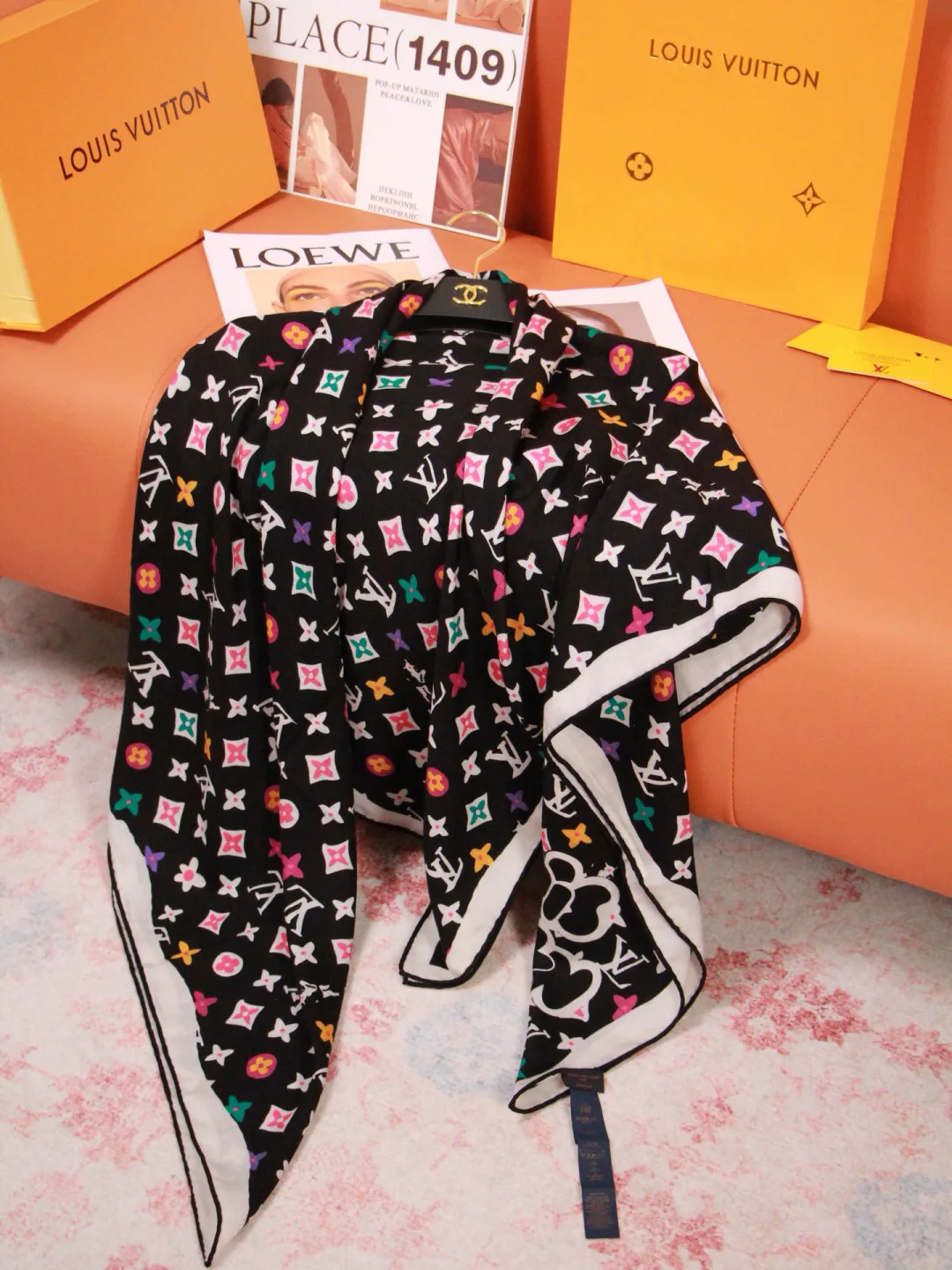 Платки Louis Vuitton 18574596