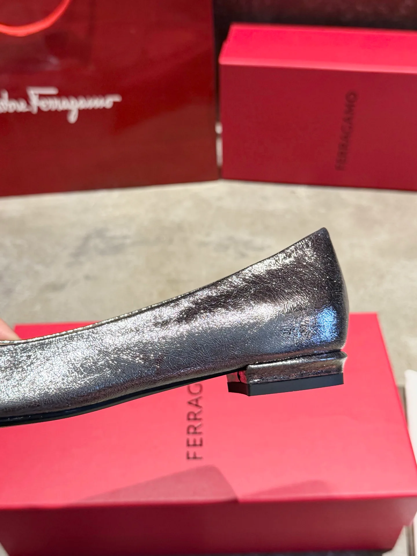 Балетки Женские Salvatore Ferragamo 18731765