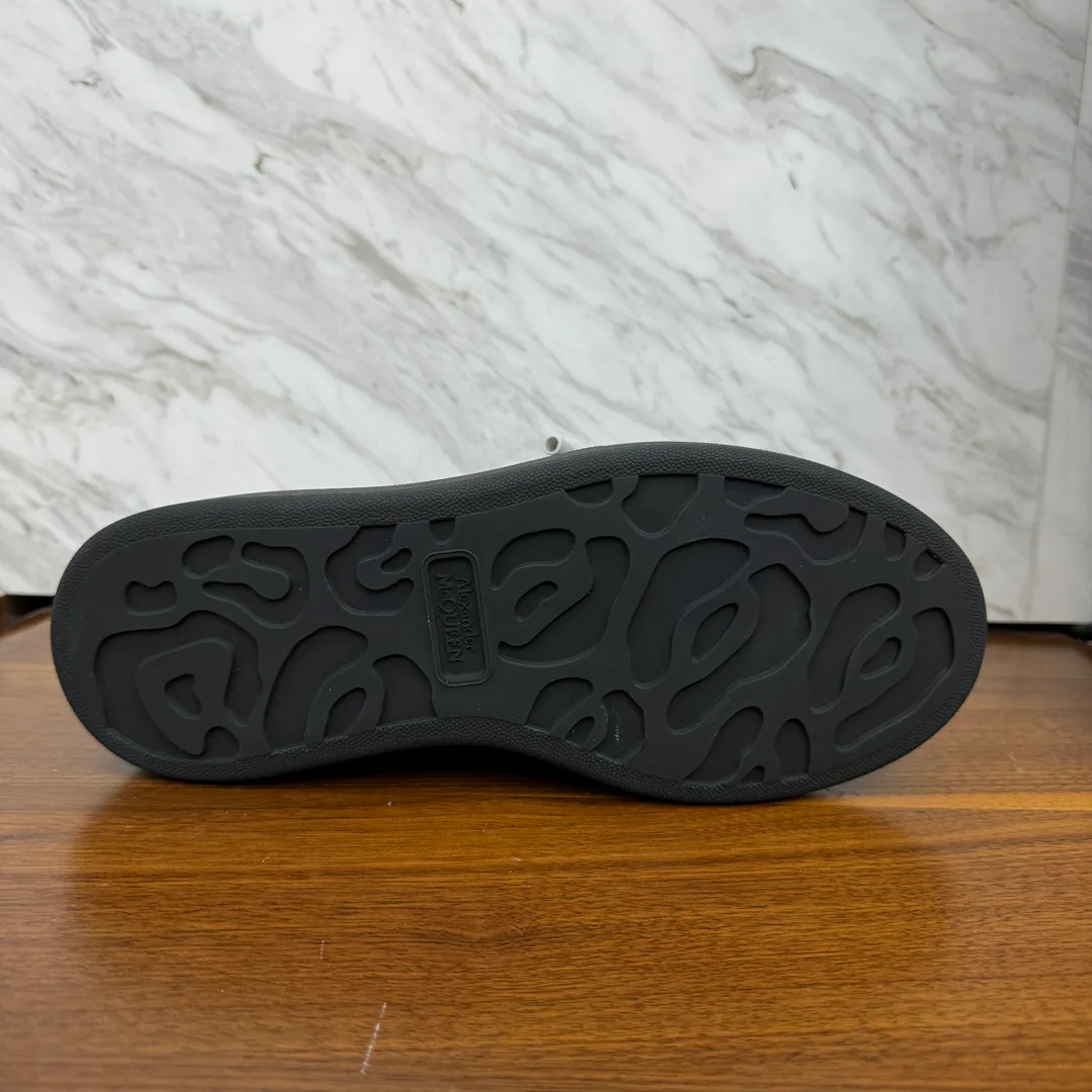 Кроссовки Женские Alexander Mcqueen 11472846