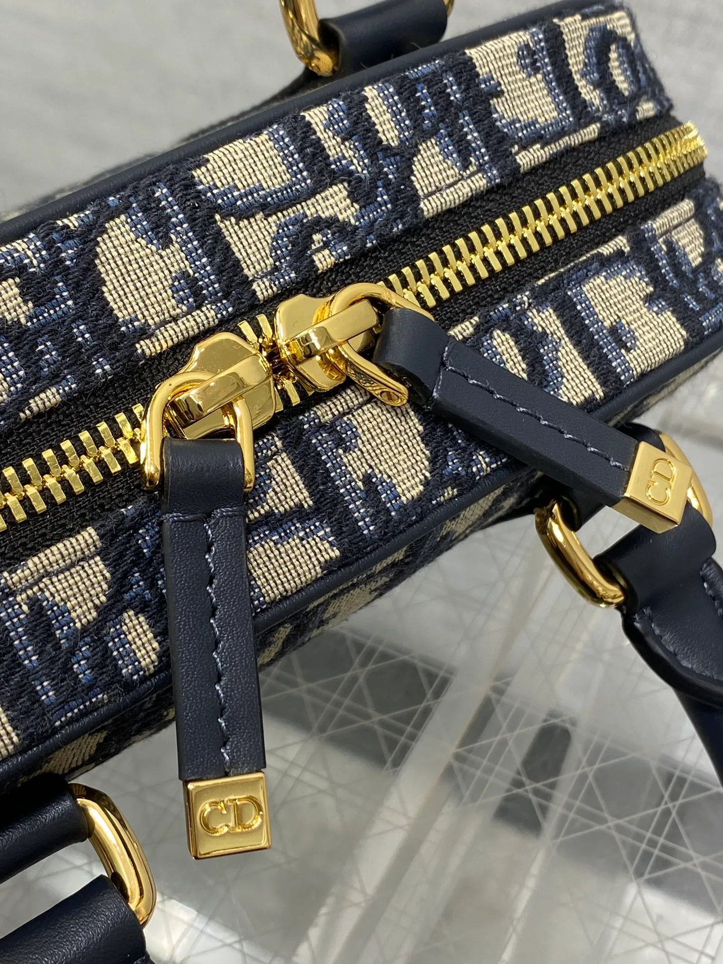Классические Сумки Женские Christian Dior 12878083