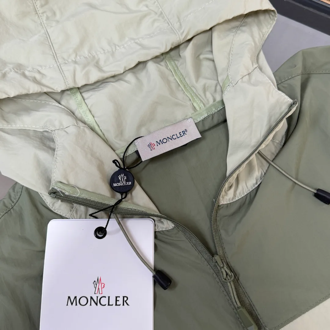 Куртки И Пуховики Мужские Moncler 17286042